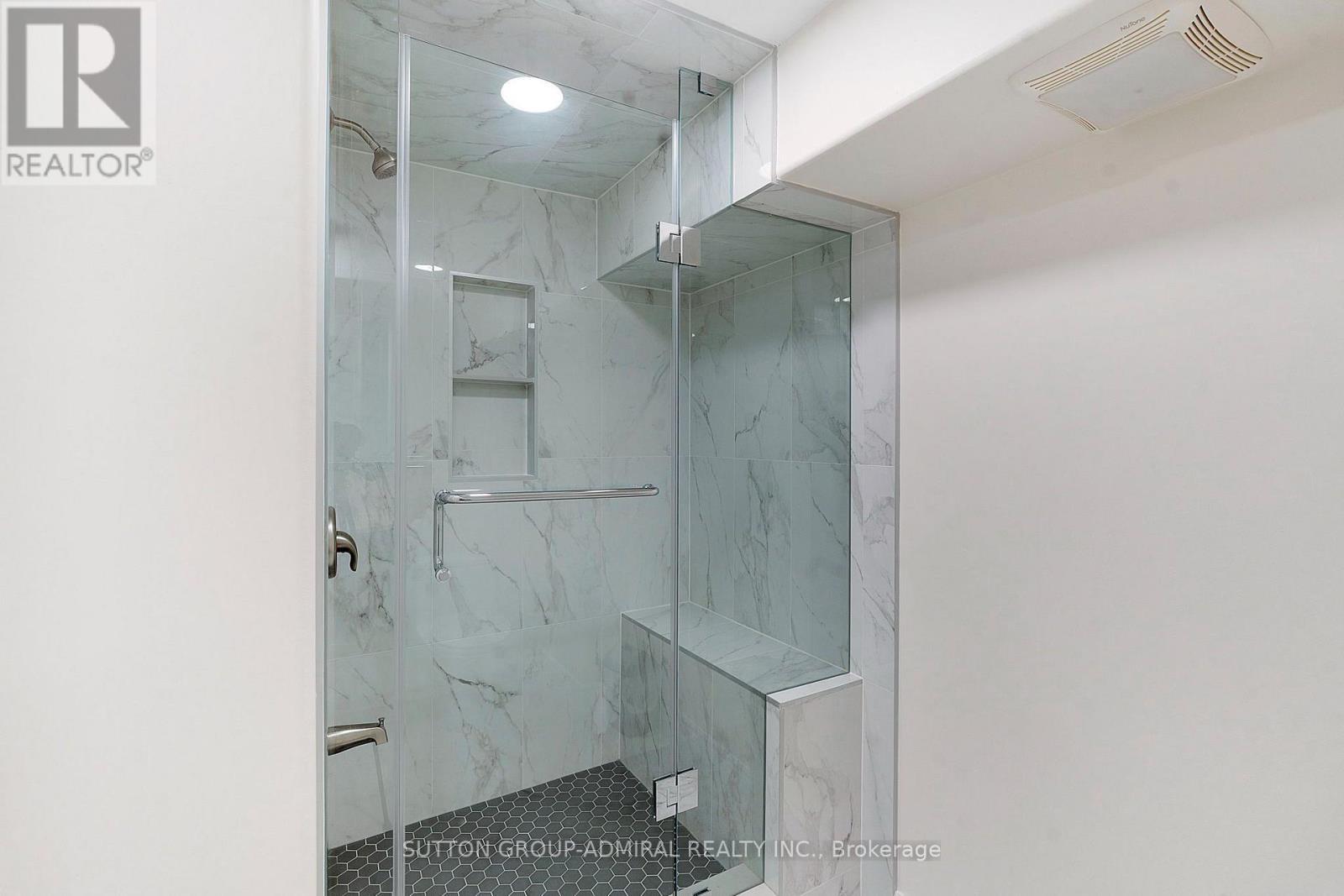 26 Albery Crescent, Aurora, ON