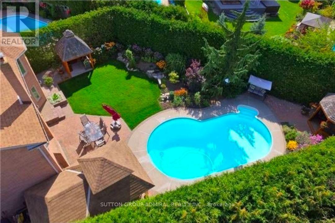 26 Albery Crescent, Aurora, ON