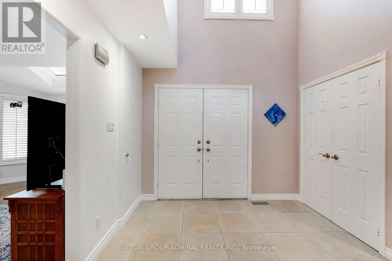 26 Albery Crescent, Aurora, ON
