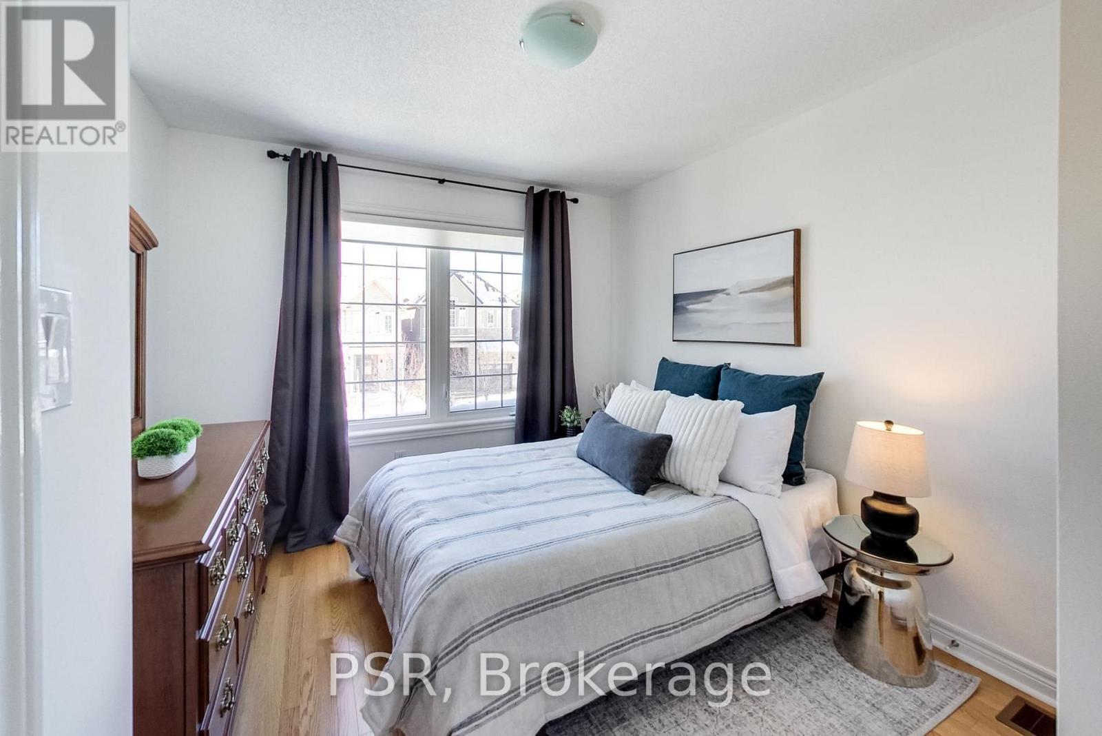 9 White Beach Crescent, Vaughan, ON