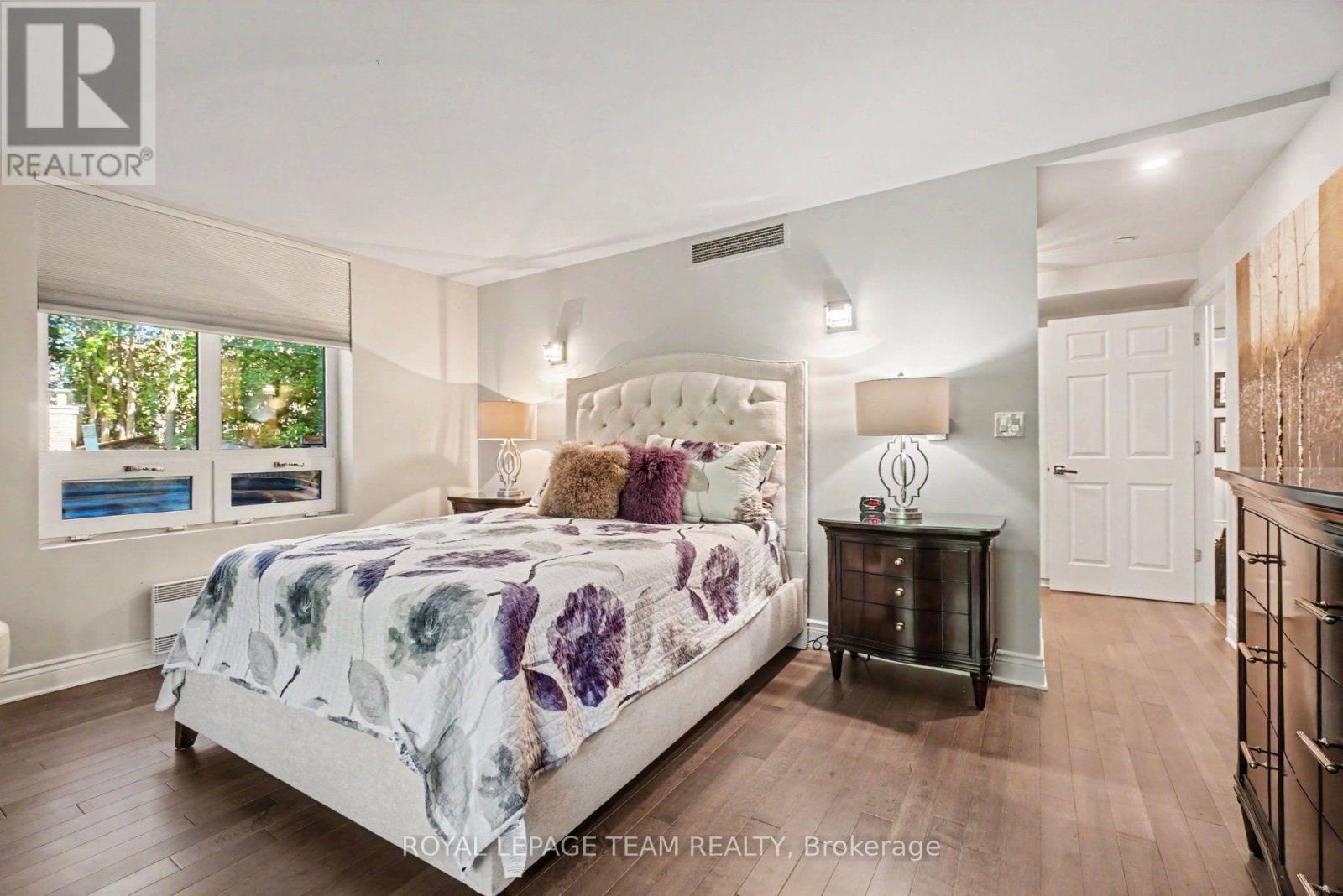 A4 - 3099 Carling Avenue N, Ottawa, ON