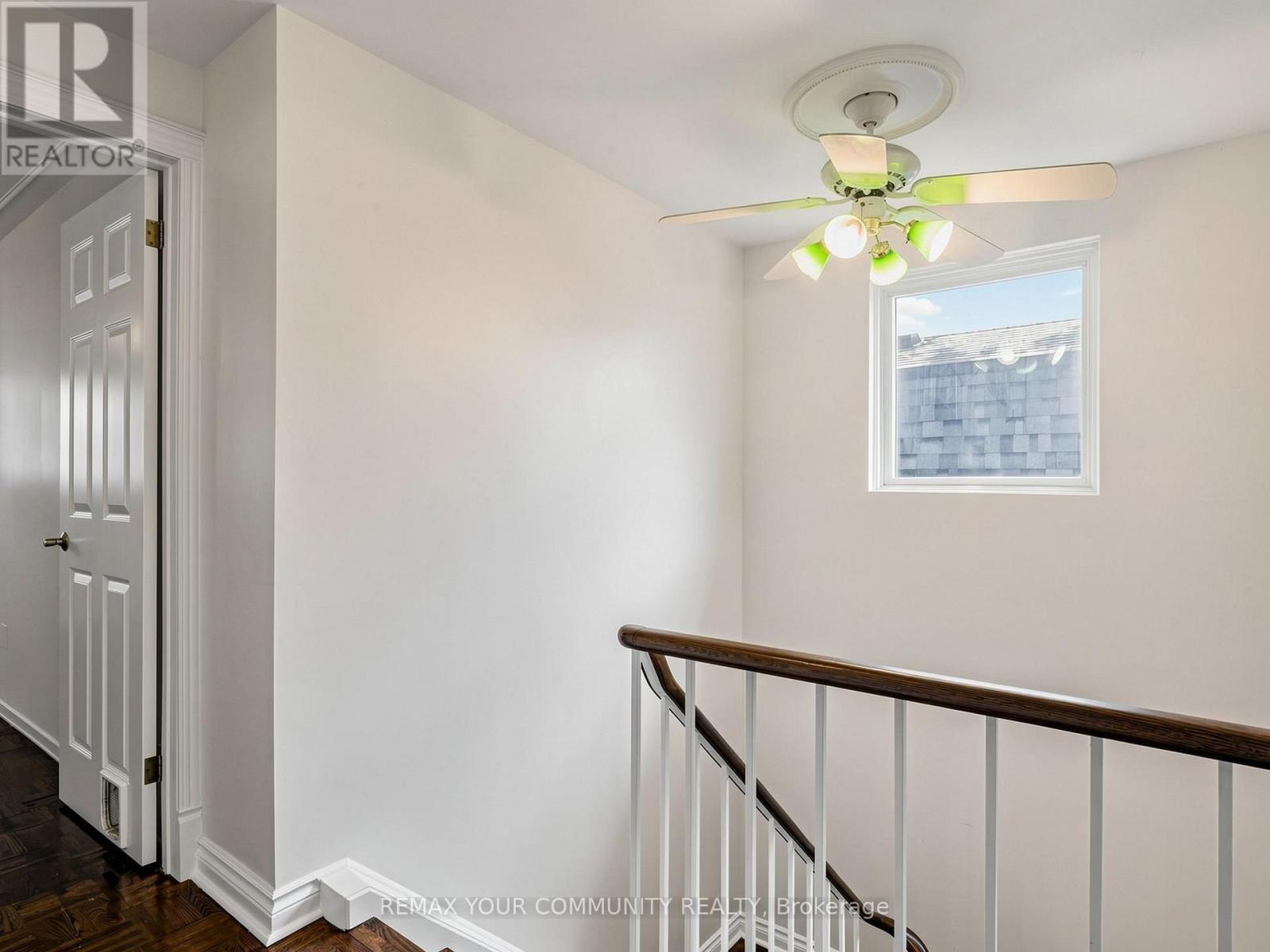75 St. Andrews Court, Aurora, ON