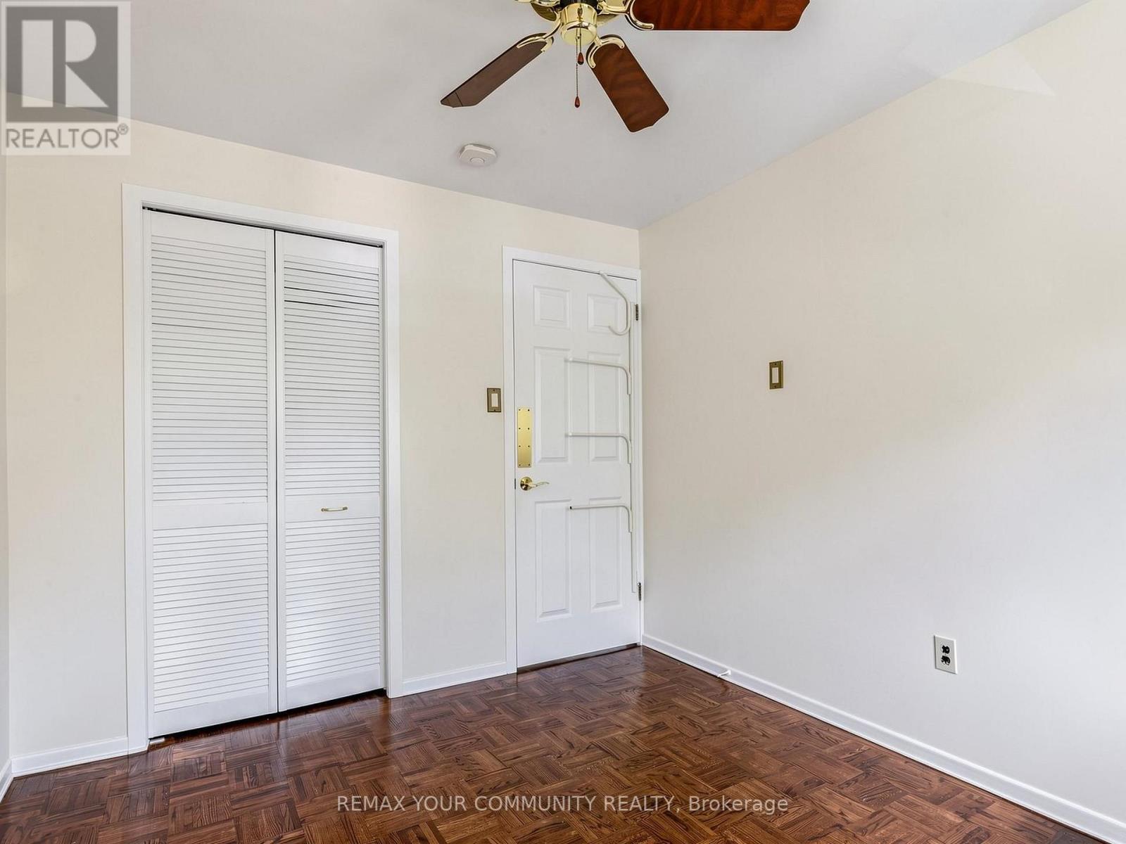 75 St. Andrews Court, Aurora, ON