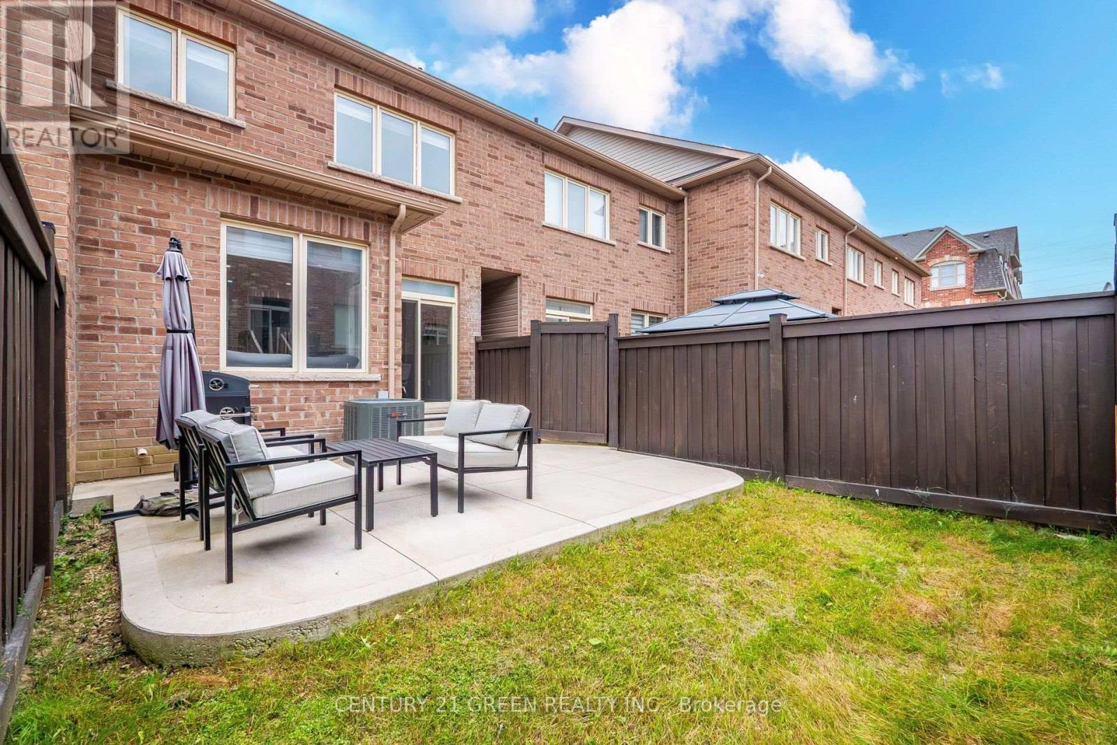 27 Padbury Trail, Brampton, ON