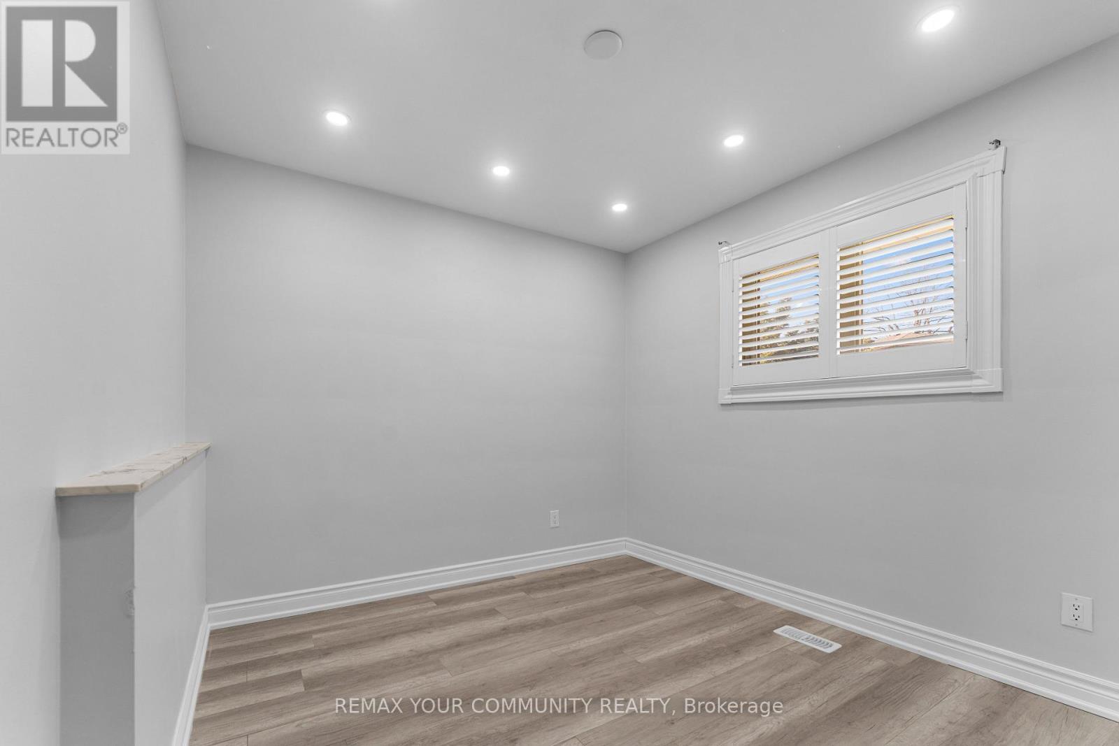 54 Saratoga Drive, Toronto, ON