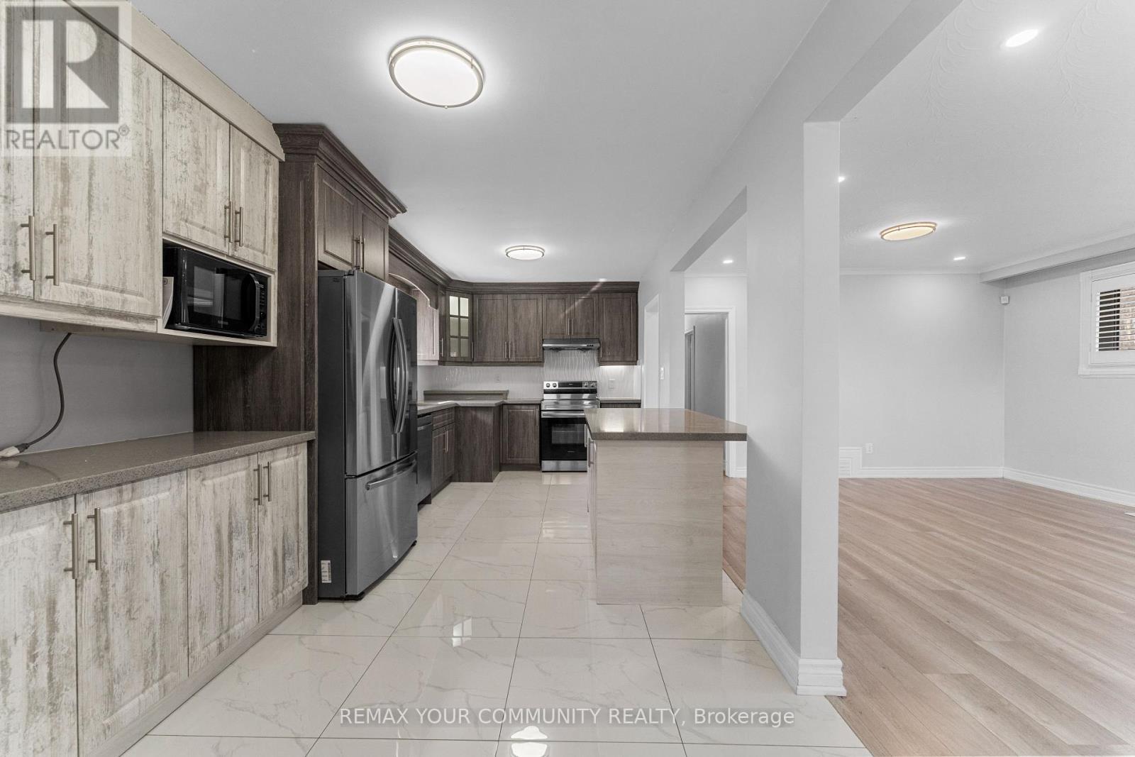 54 Saratoga Drive, Toronto, ON