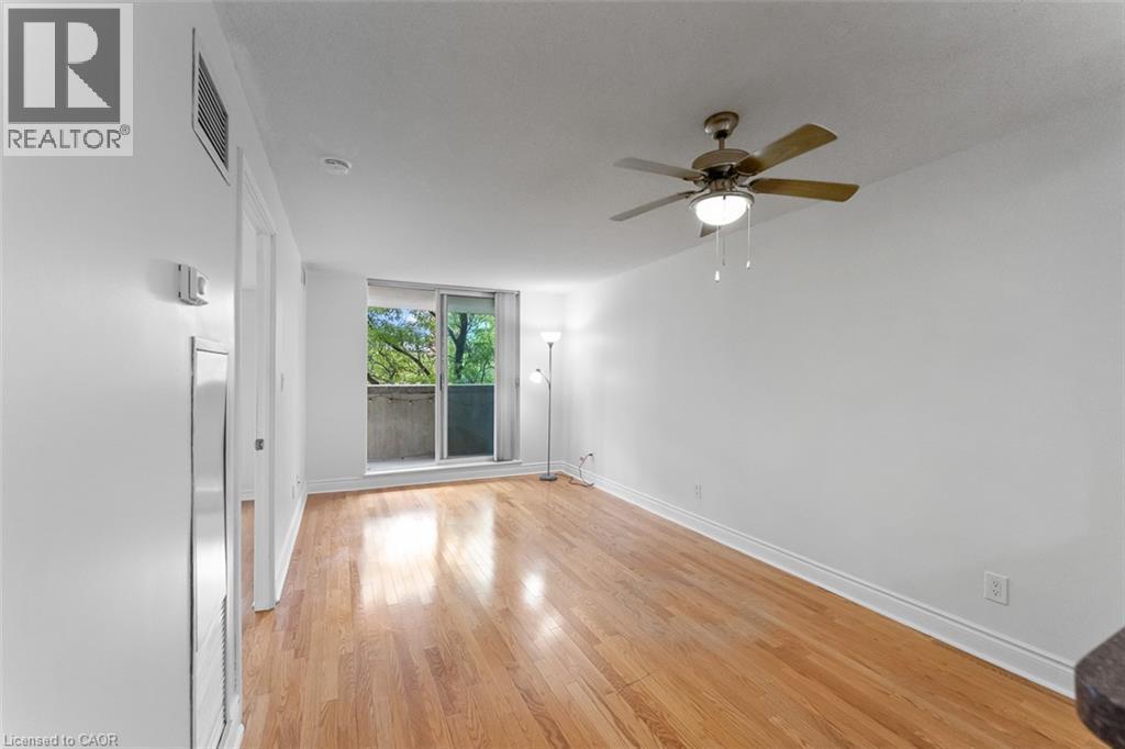 398 Eglinton Avenue E Unit# 308, Toronto, ON
