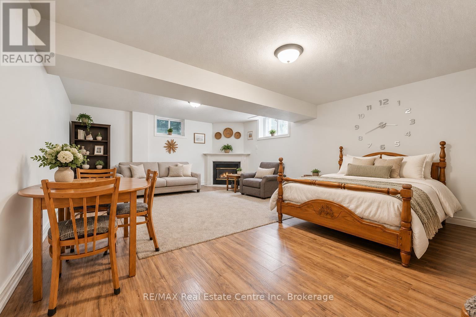 51 Spencer Crescent, Guelph (Pineridge/Westminster Woods), ON
