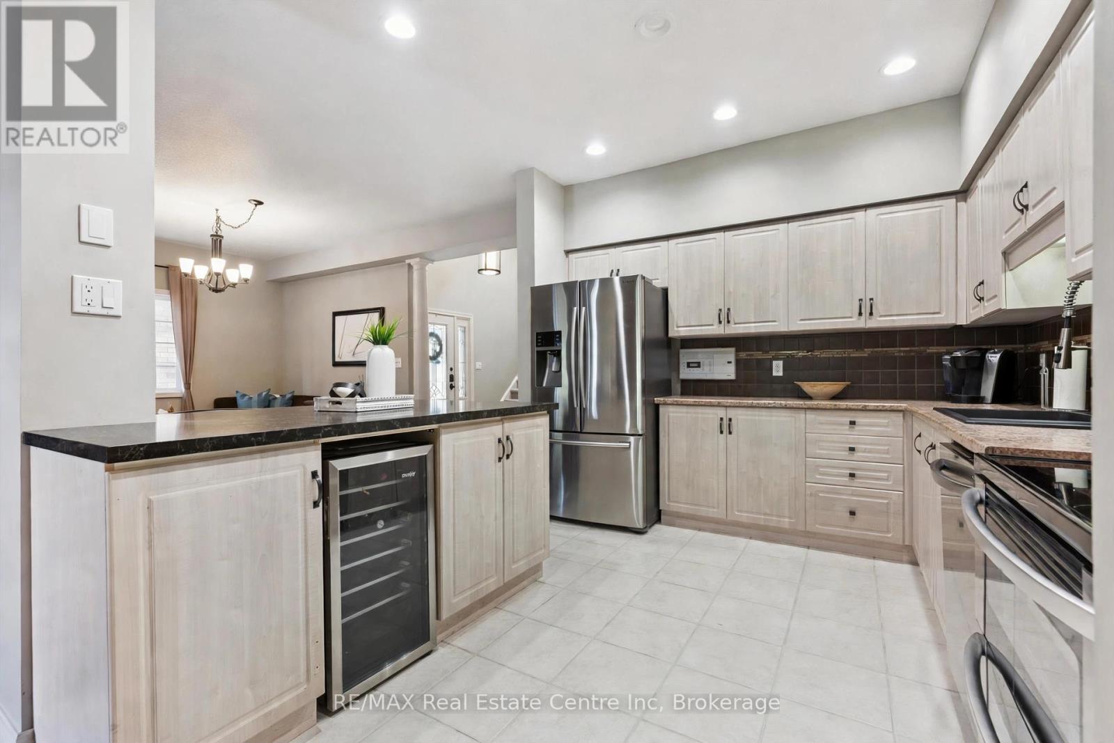 51 Spencer Crescent, Guelph (Pineridge/Westminster Woods), ON