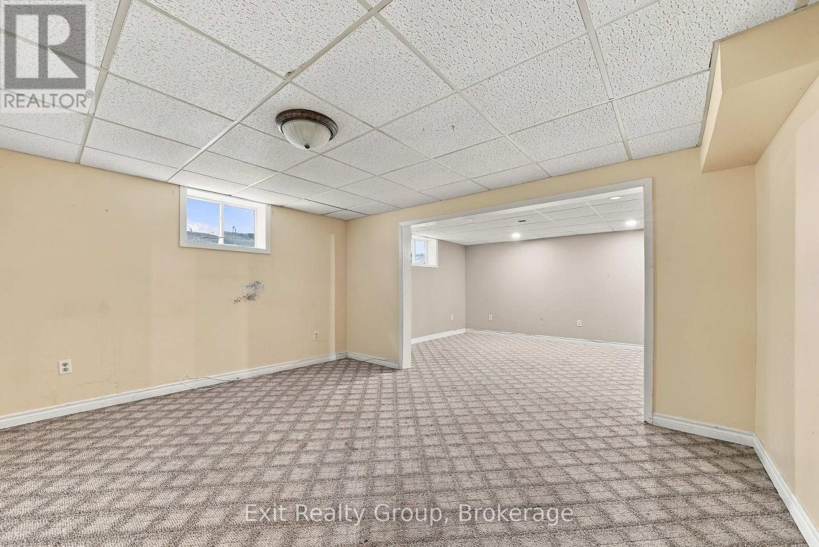 31 Ridge Road, Prince Edward County (Hallowell Ward), ON