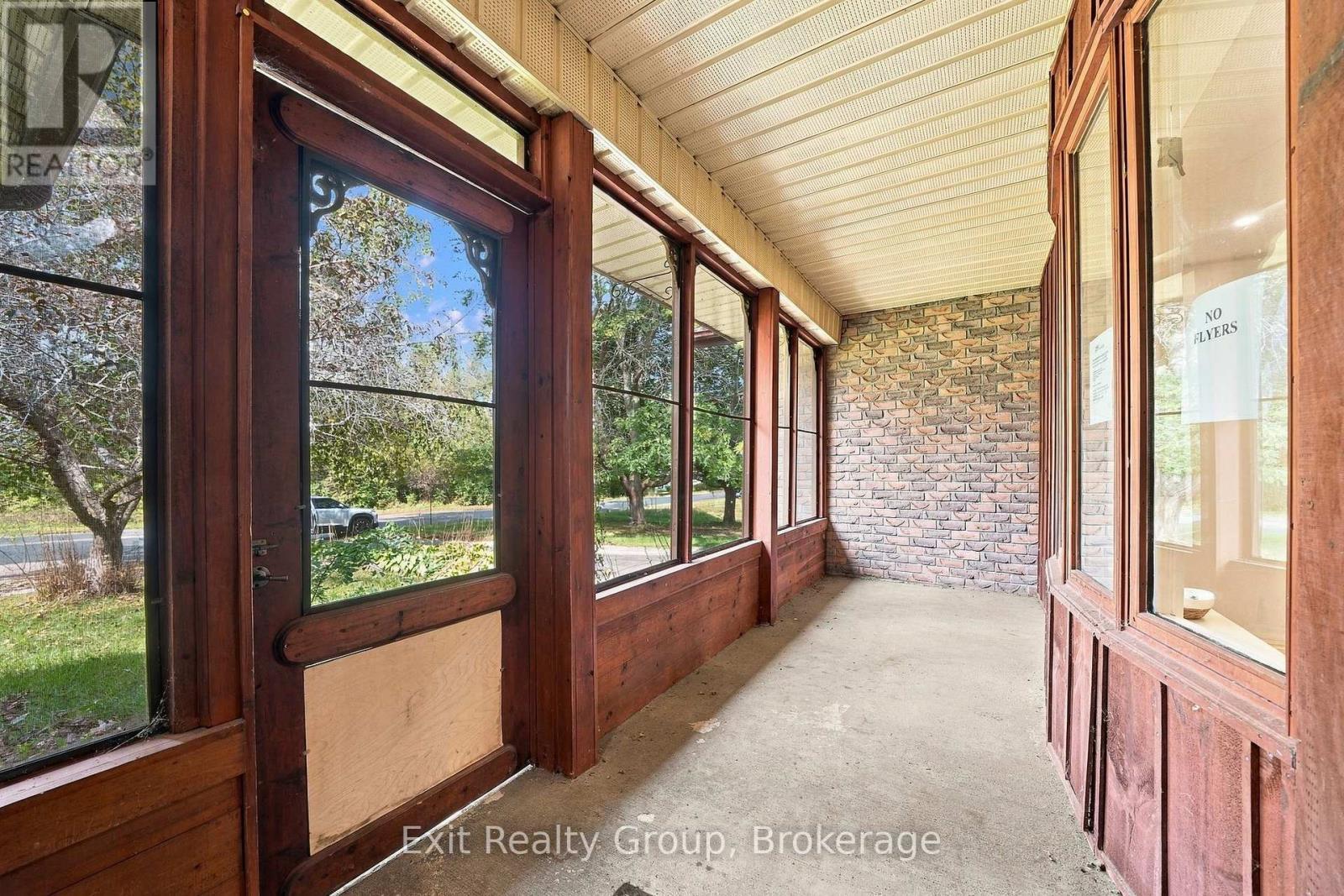 31 Ridge Road, Prince Edward County (Hallowell Ward), ON