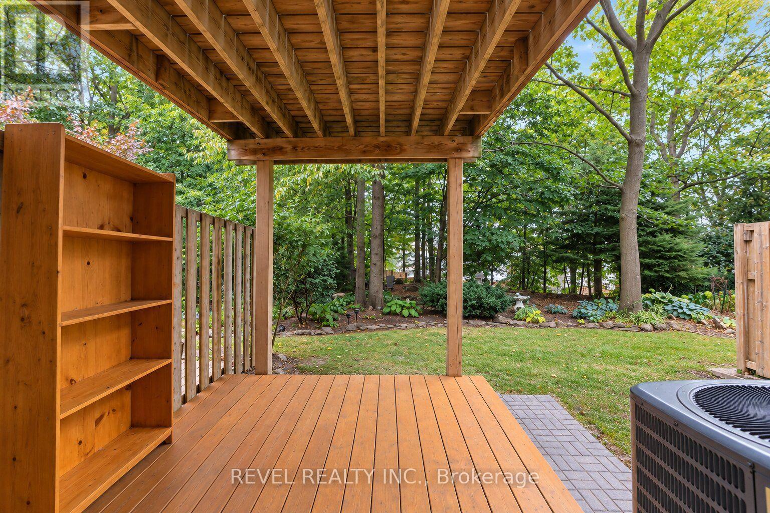 4 - 348 Highland Road W, Hamilton, ON