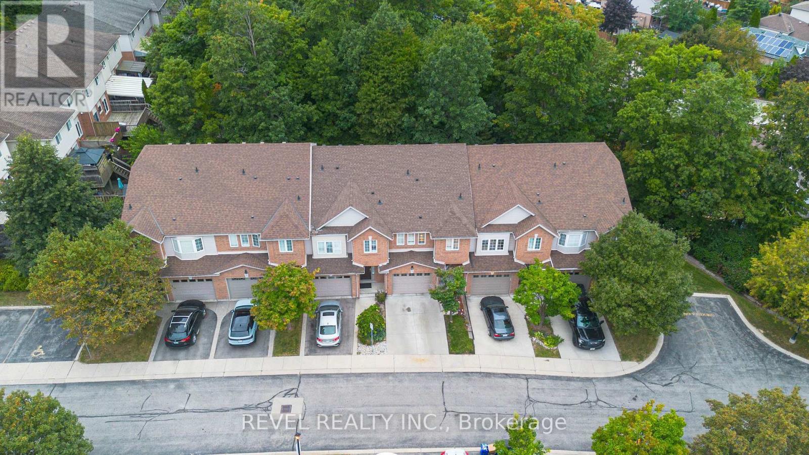 4 - 348 Highland Road W, Hamilton, ON