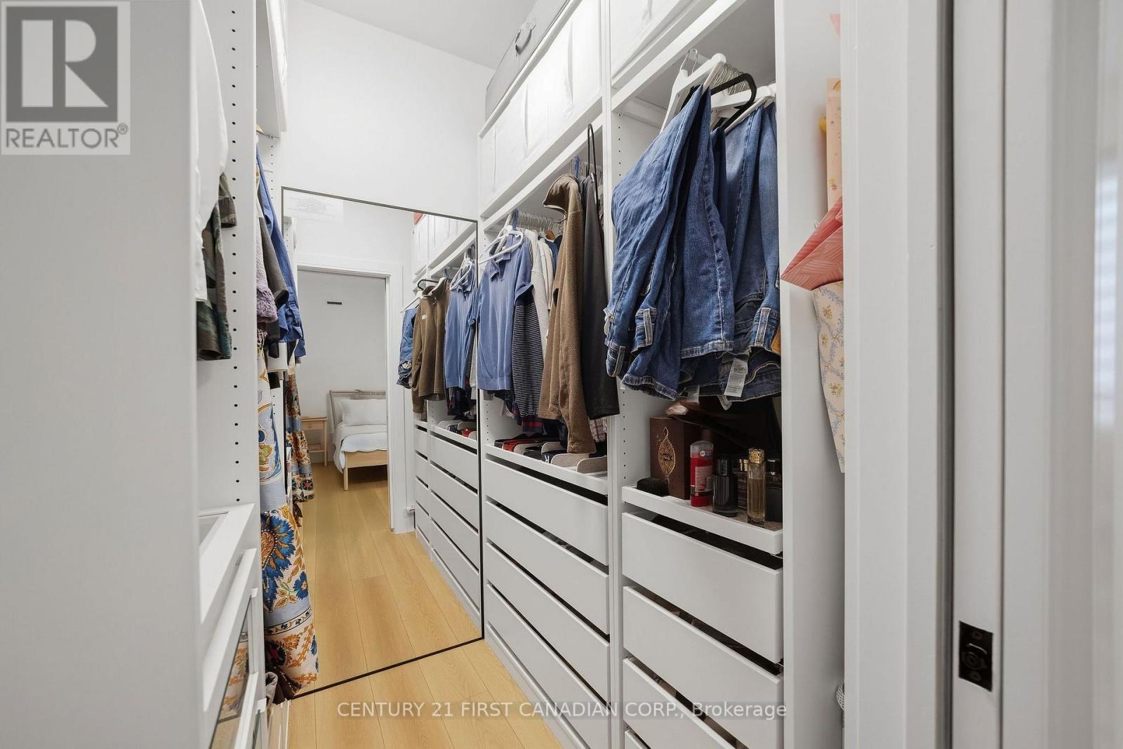 17 Sheldabren Street, North Middlesex (Ailsa Craig), ON