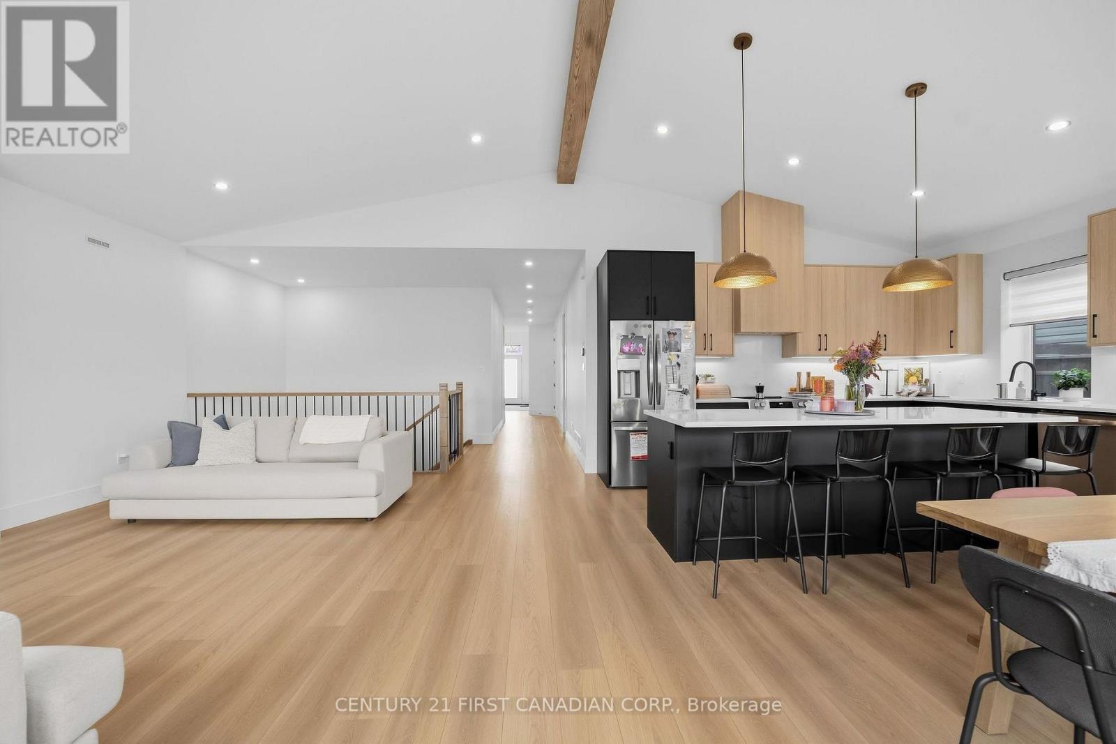 17 Sheldabren Street, North Middlesex (Ailsa Craig), ON