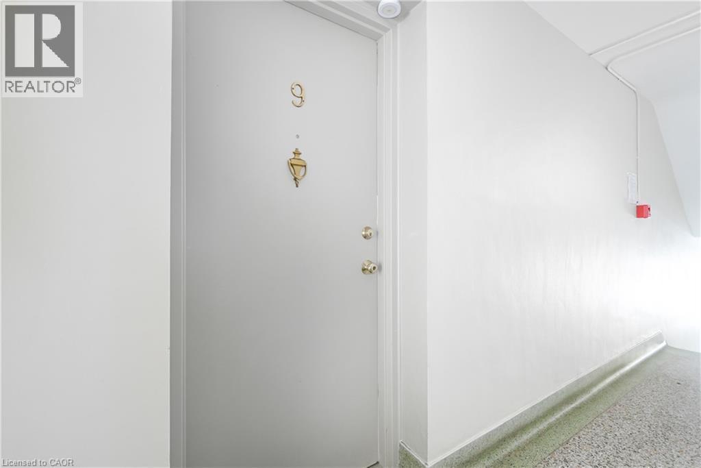 2422 New Street Unit# 9, Burlington, ON