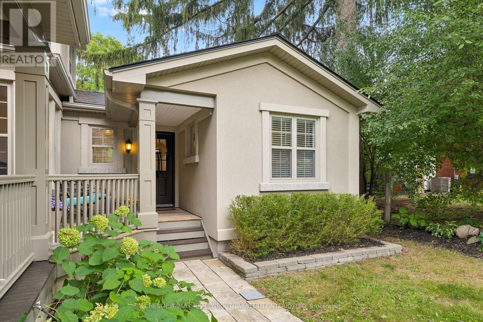 15 Panabaker Street, Cambridge, ON