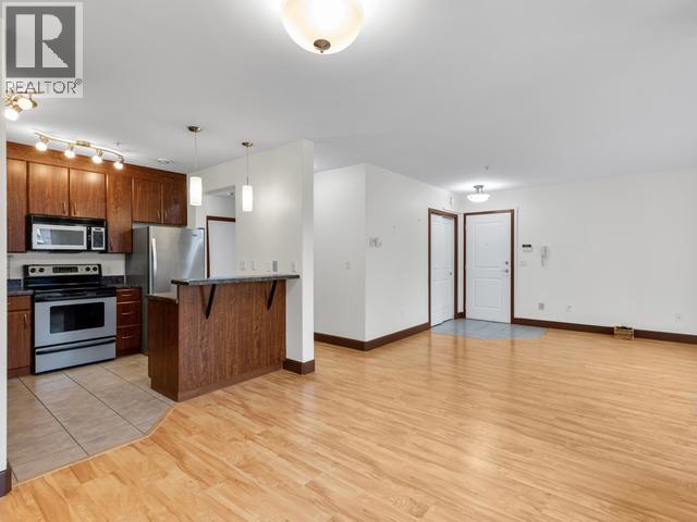 201-6100 6Th Avenue, Whitehorse, YT