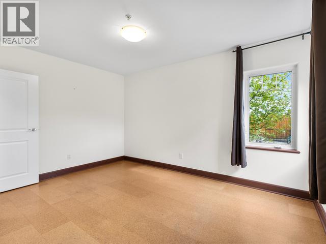 201-6100 6Th Avenue, Whitehorse, YT