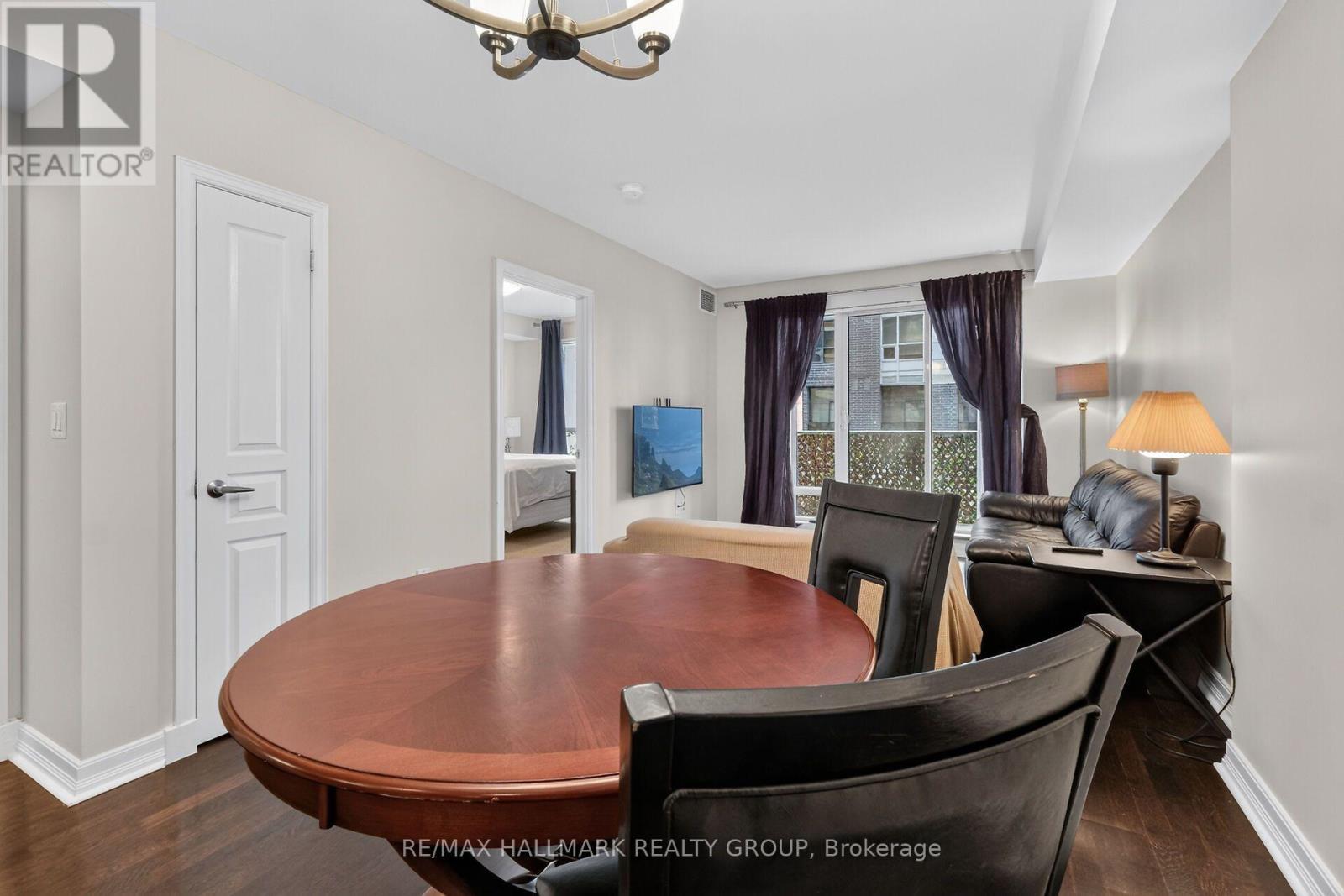 208 - 200 Besserer Street, Ottawa, ON