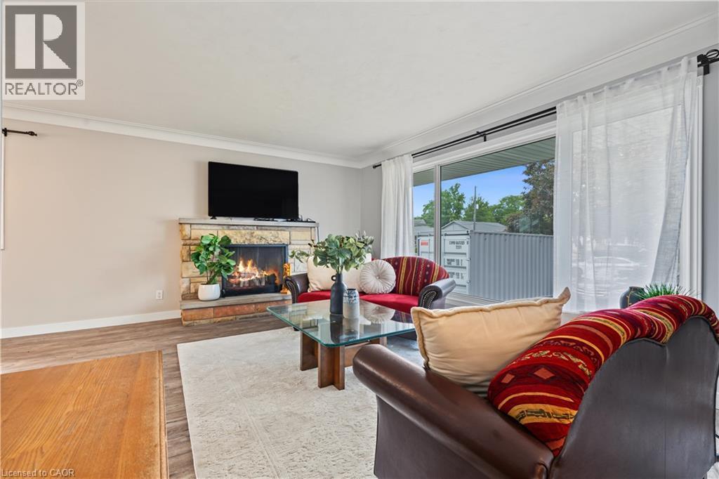 42 Woodman Drive, Brantford, ON