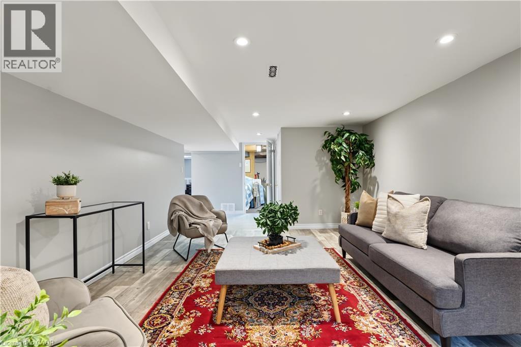 42 Woodman Drive, Brantford, ON
