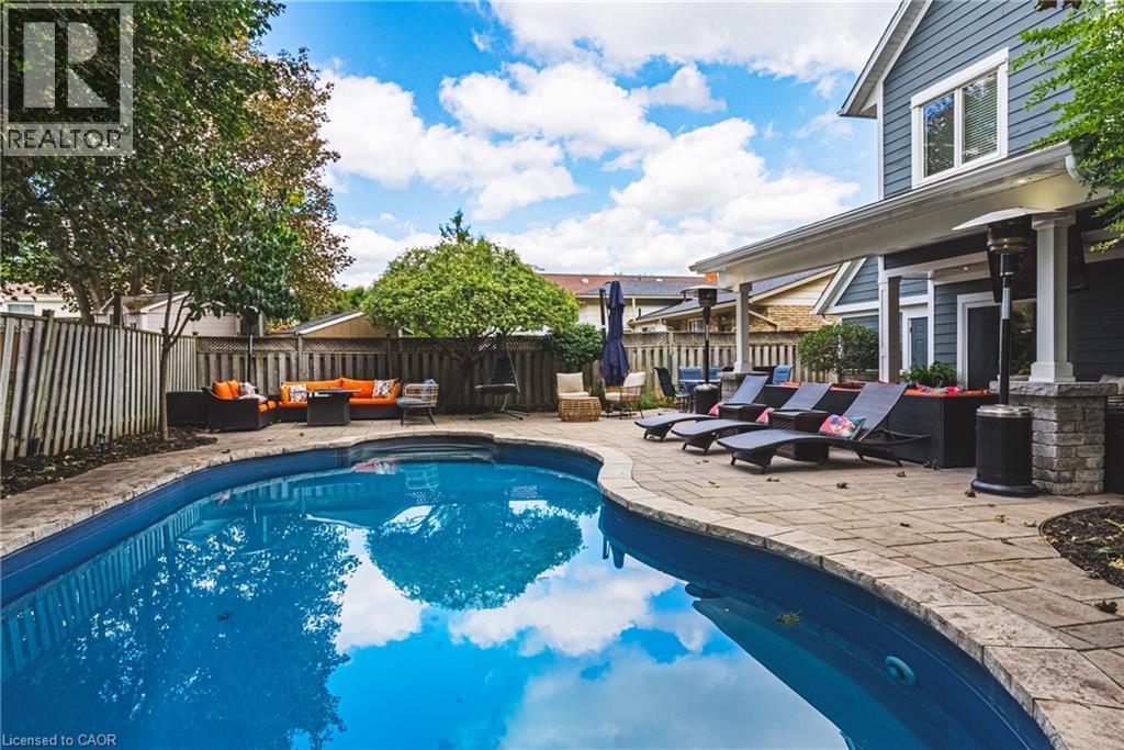 581 Holly Hill Crescent, Burlington, ON