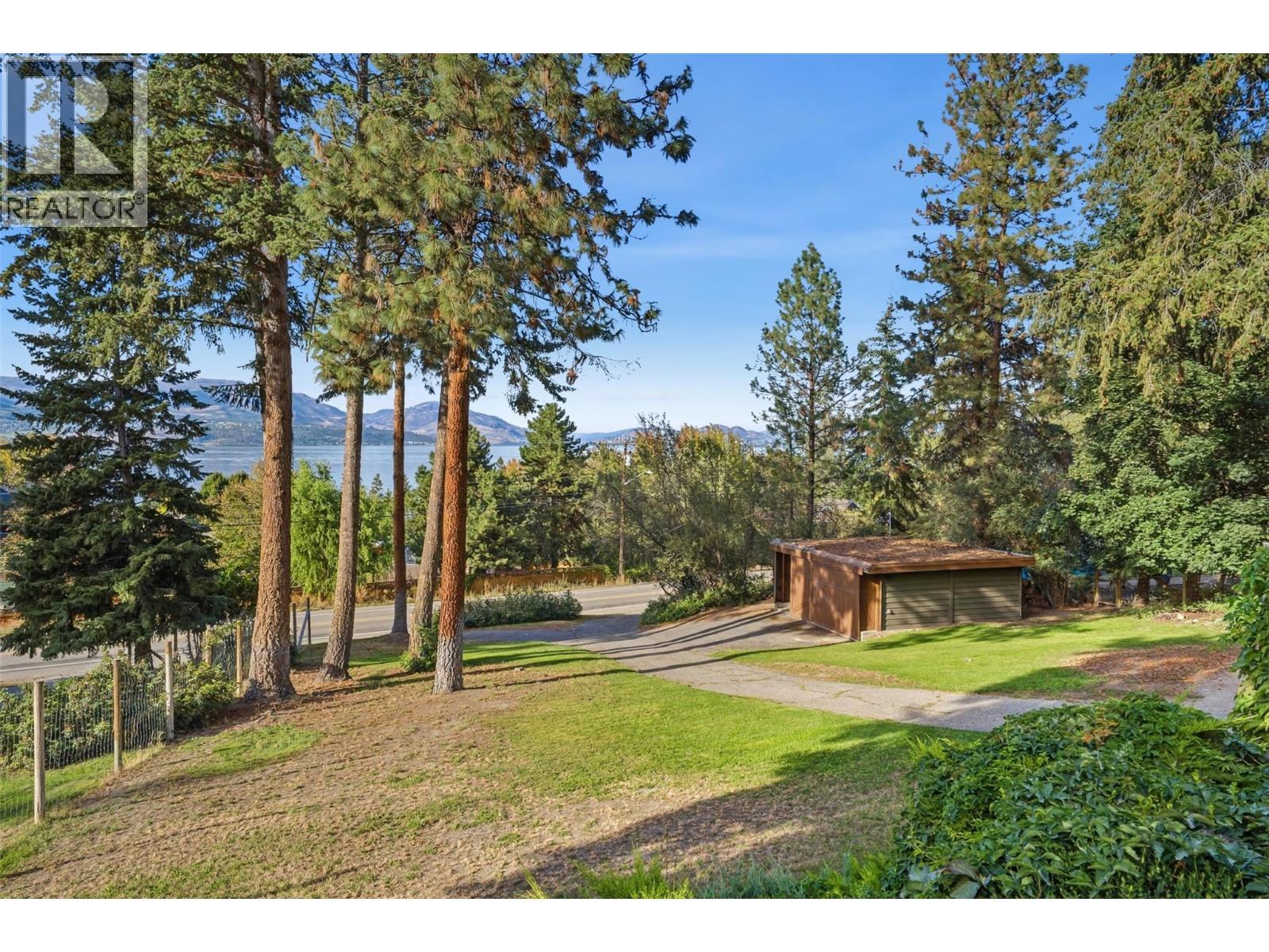5147 Lakeshore Road, Kelowna, BC