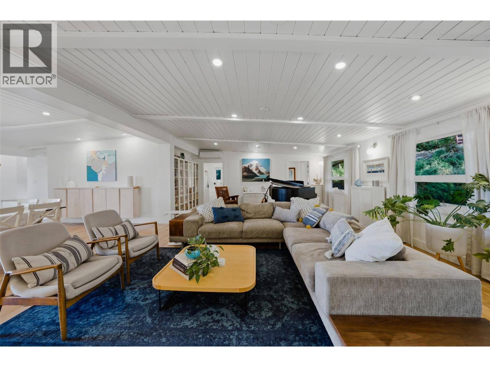 5147 Lakeshore Road, Kelowna, BC