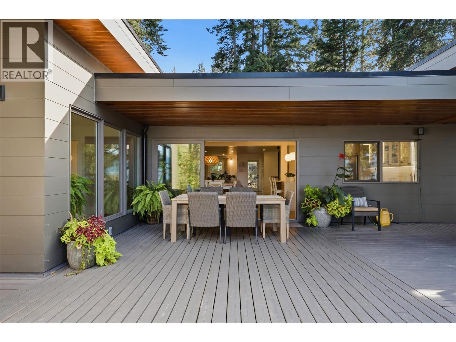 5147 Lakeshore Road, Kelowna, BC