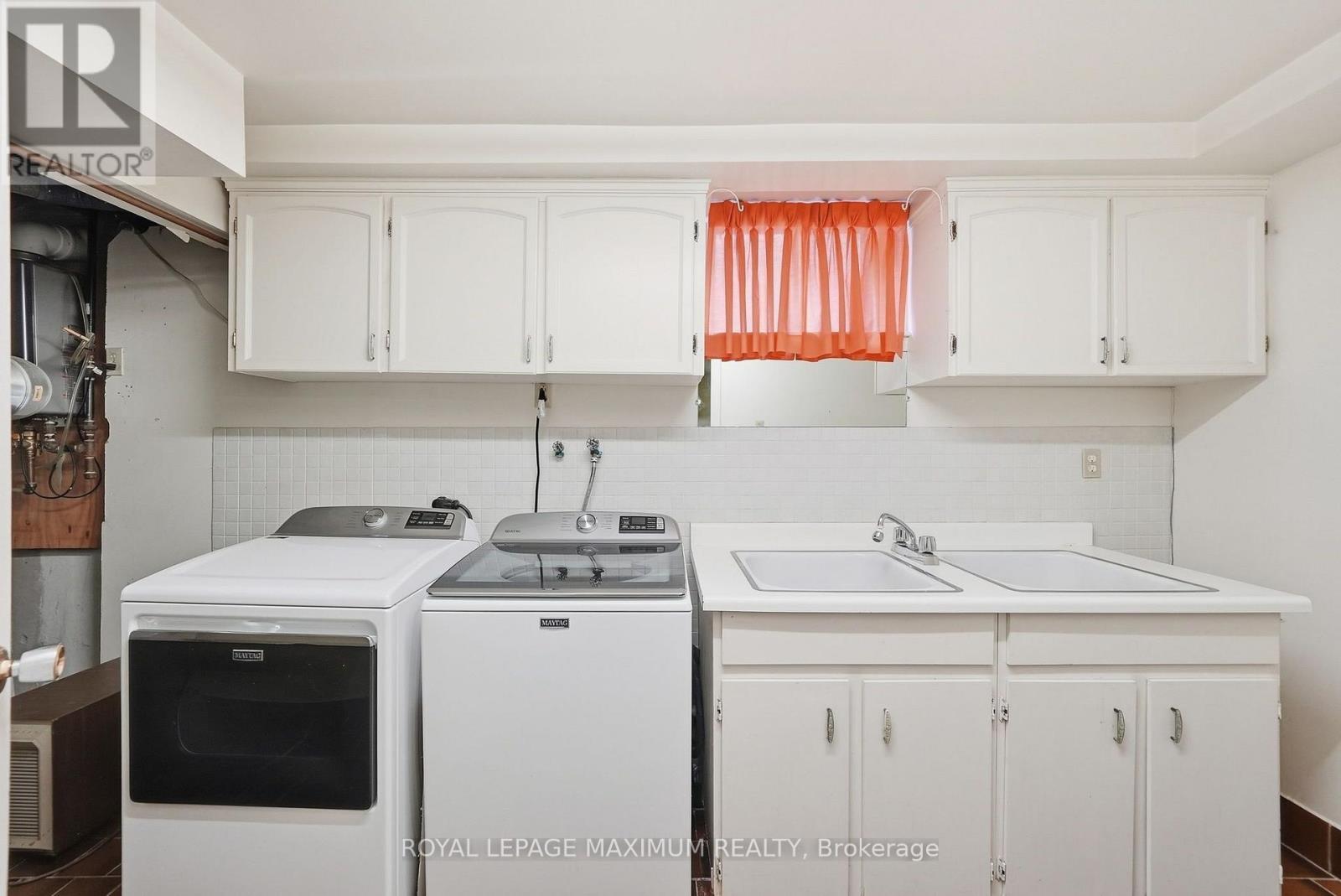35 Norfield Crescent, Toronto, ON