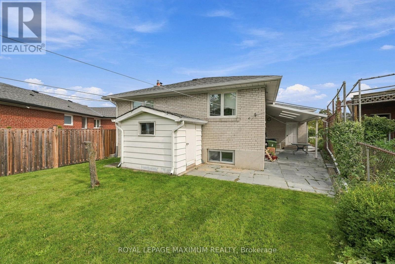 35 Norfield Crescent, Toronto, ON