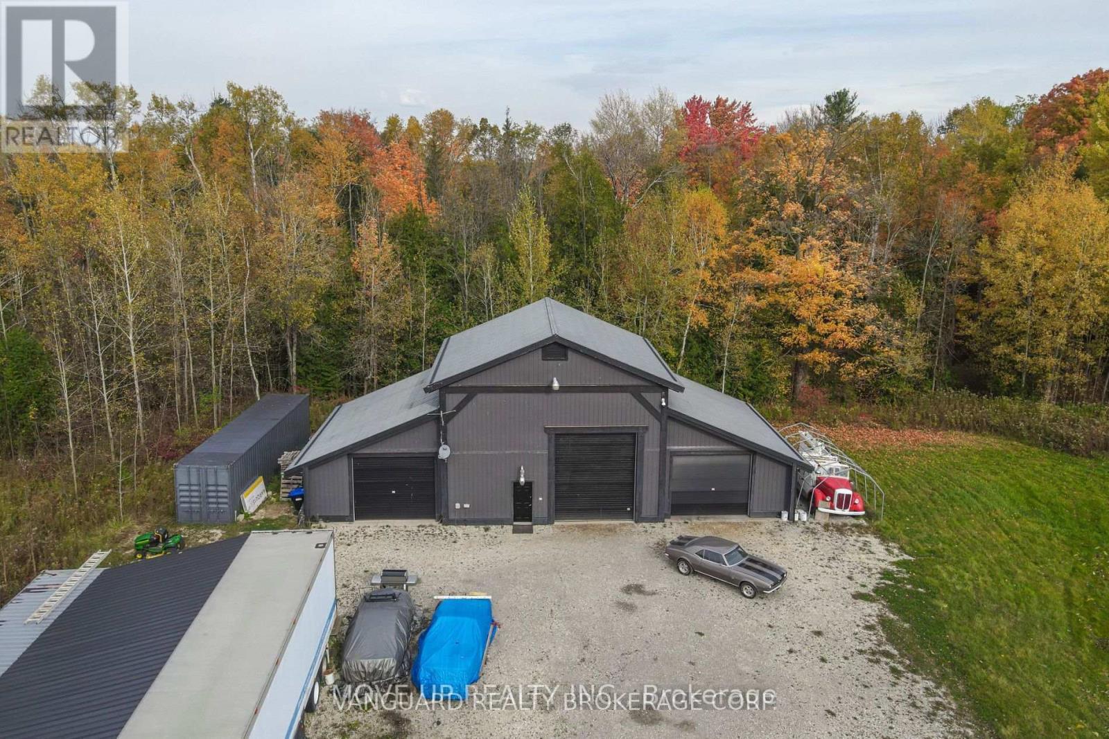 10 Greengage Road, Clearview, ON