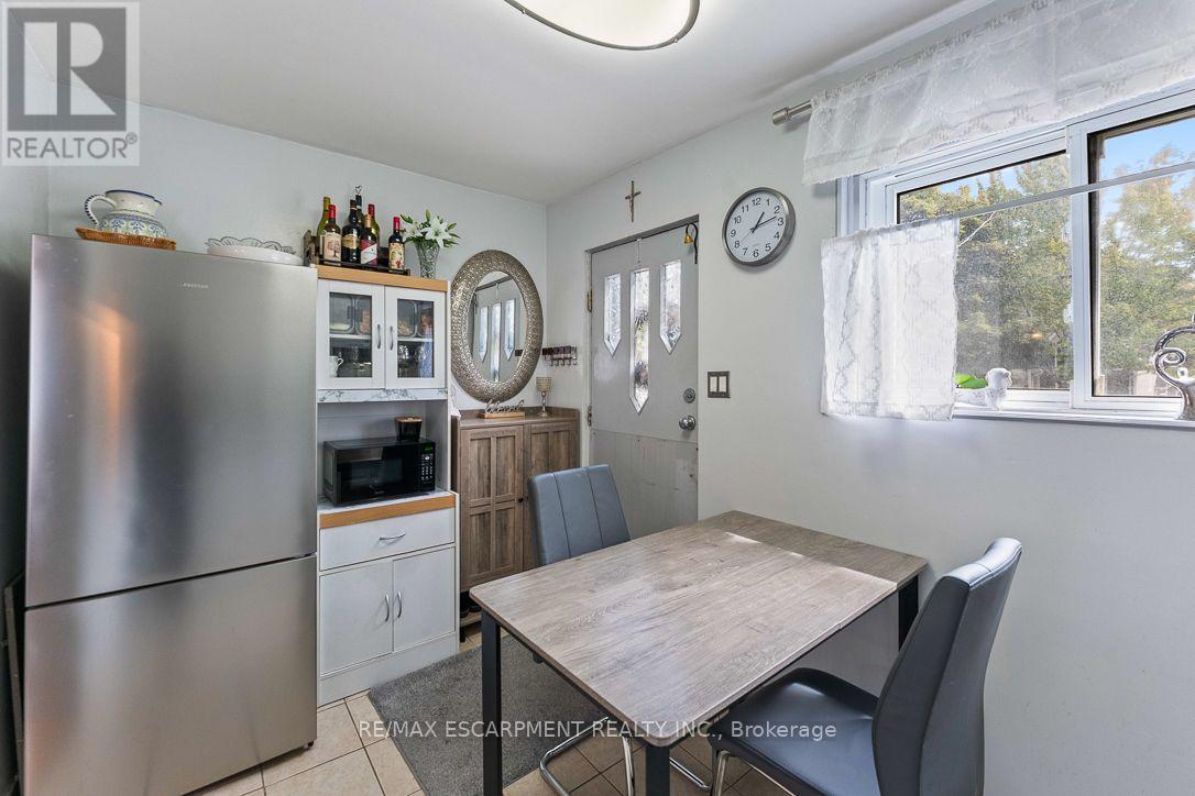 253 Eaglewood Boulevard, Mississauga, ON