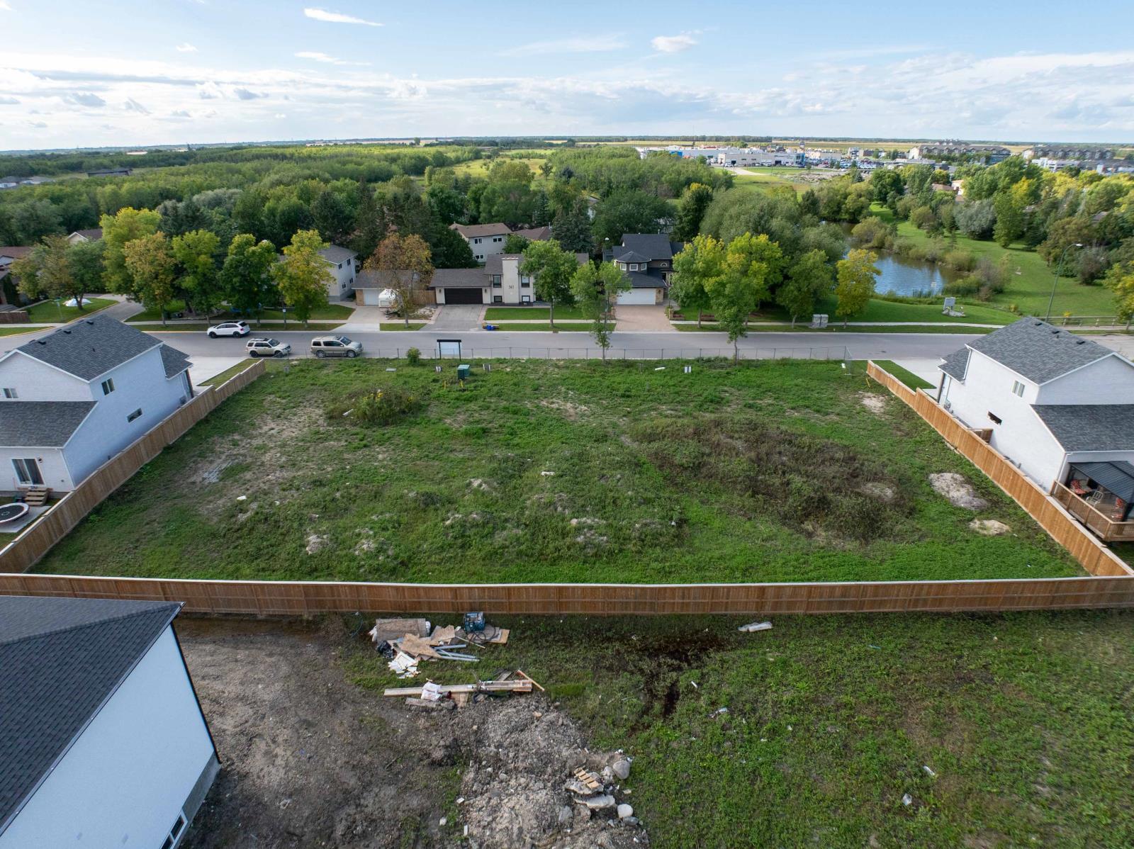 362 - 372 Purvis Blvd, Selkirk, MB