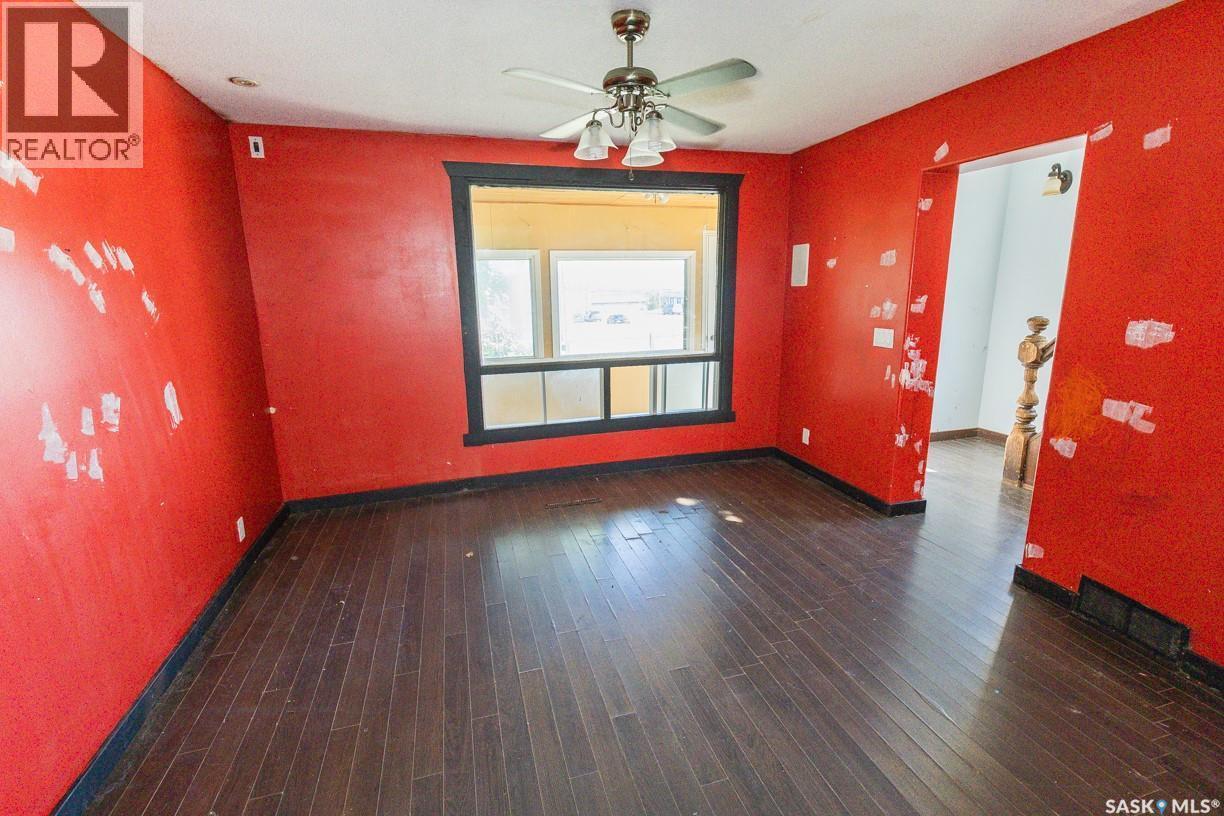 521 Pacific Avenue, Kerrobert, SK