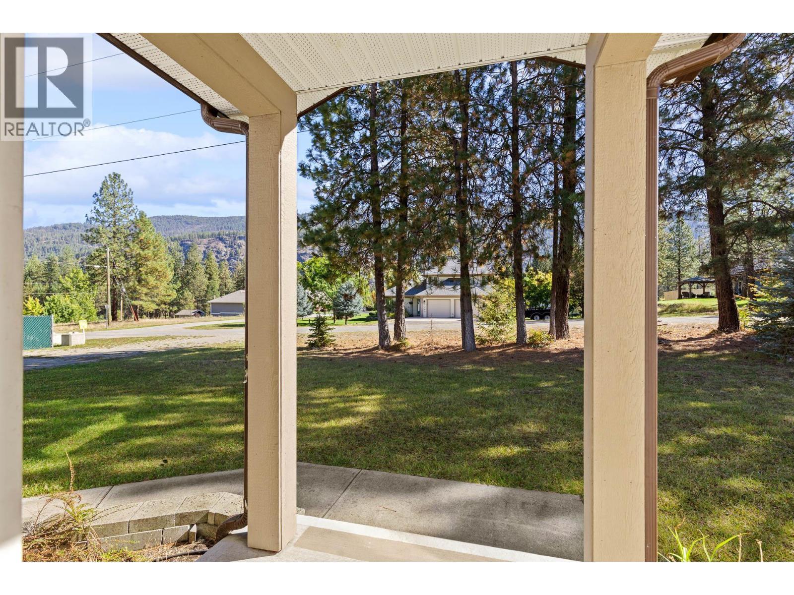 1261 Main Street, Christina Lake, BC