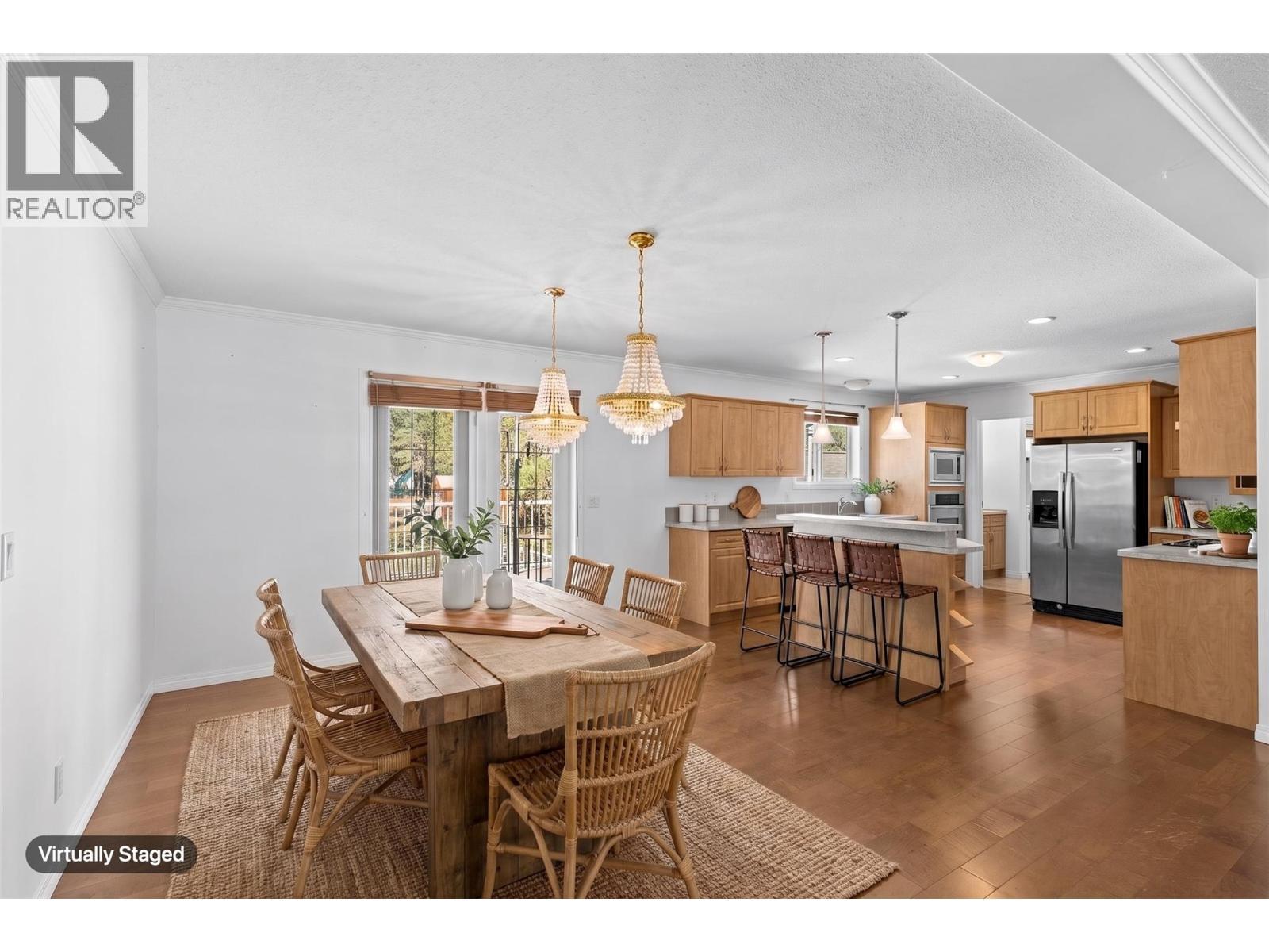 1261 Main Street, Christina Lake, BC