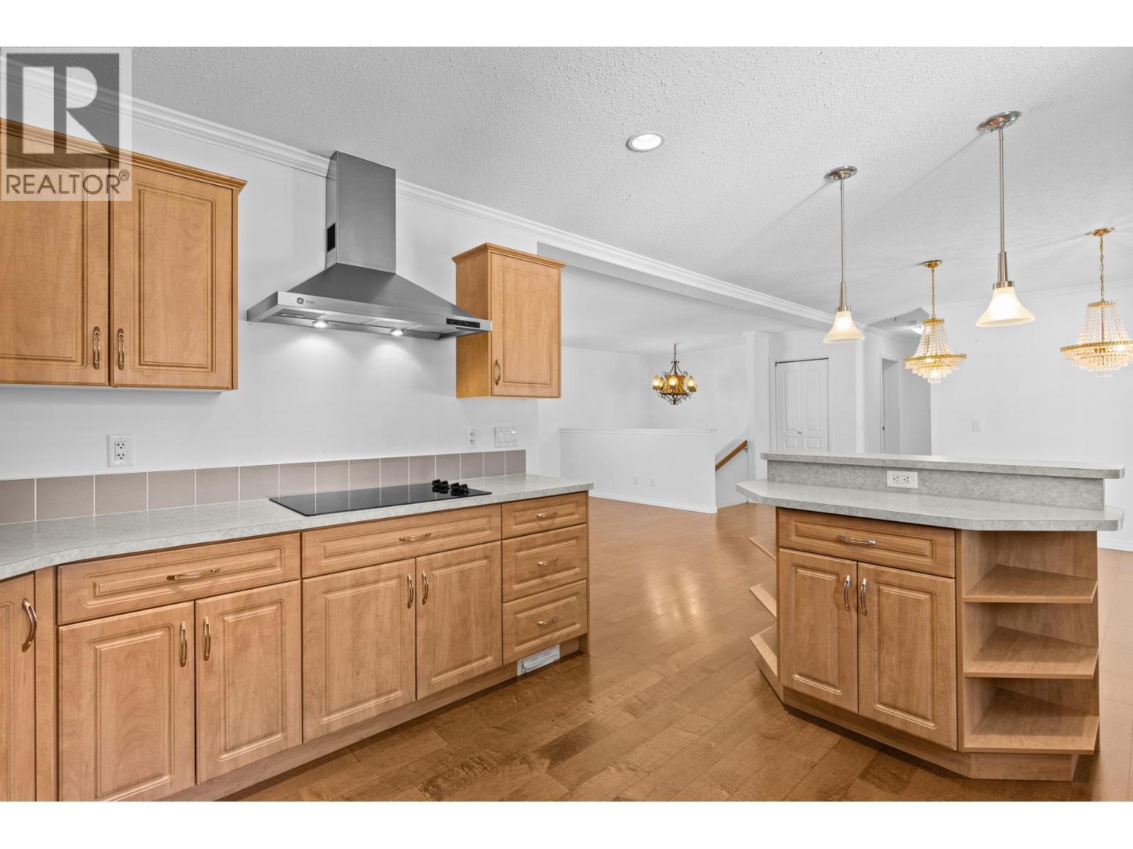 1261 Main Street, Christina Lake, BC