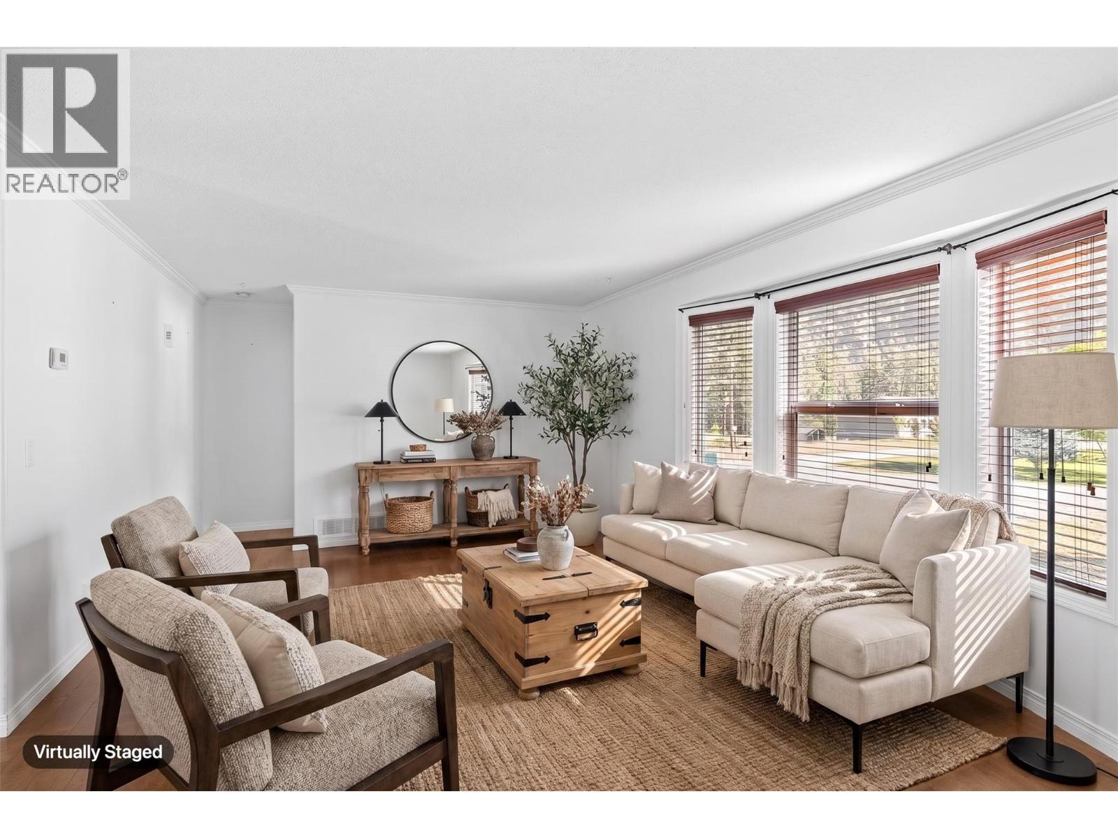 1261 Main Street, Christina Lake, BC