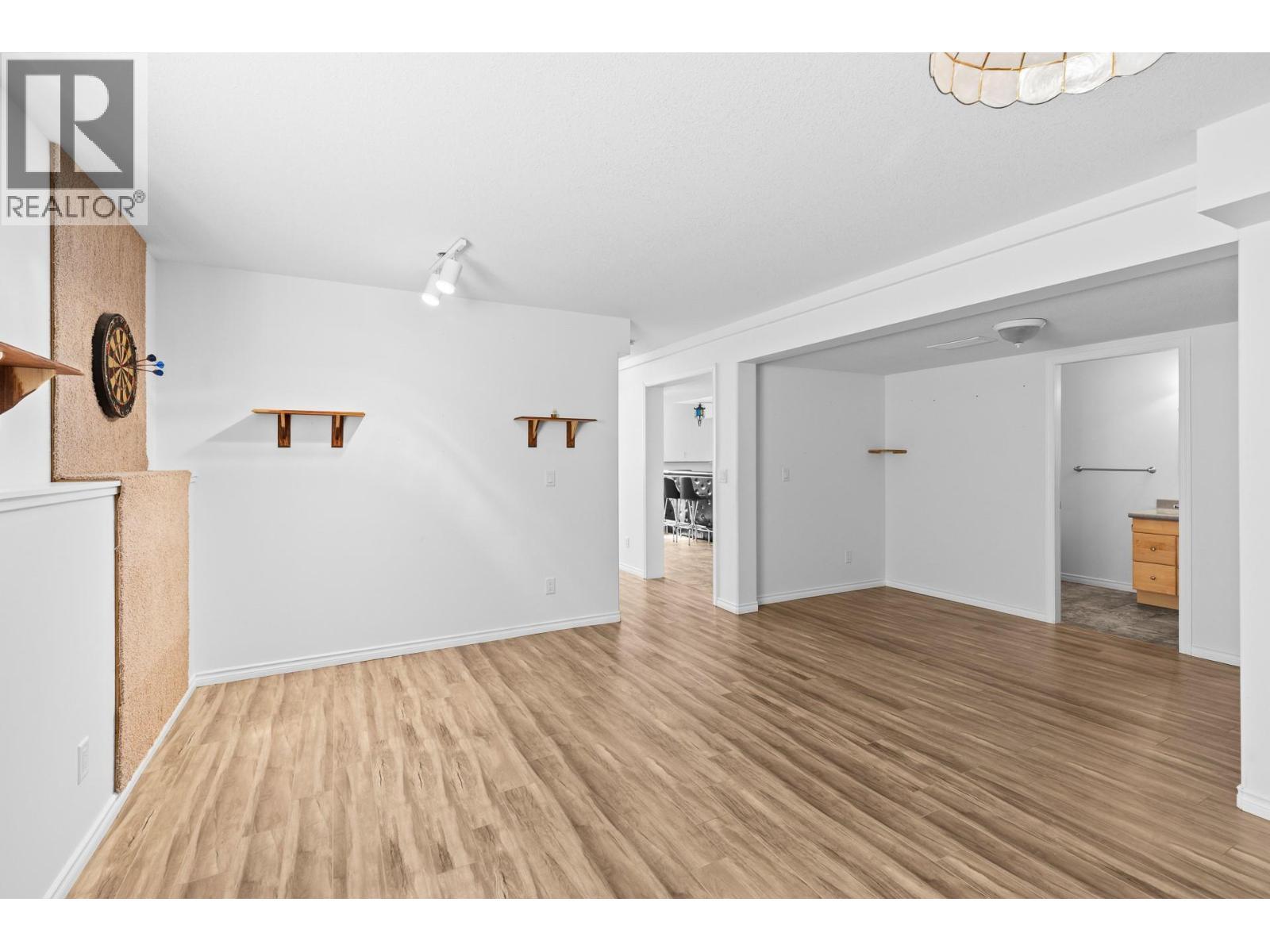 1261 Main Street, Christina Lake, BC