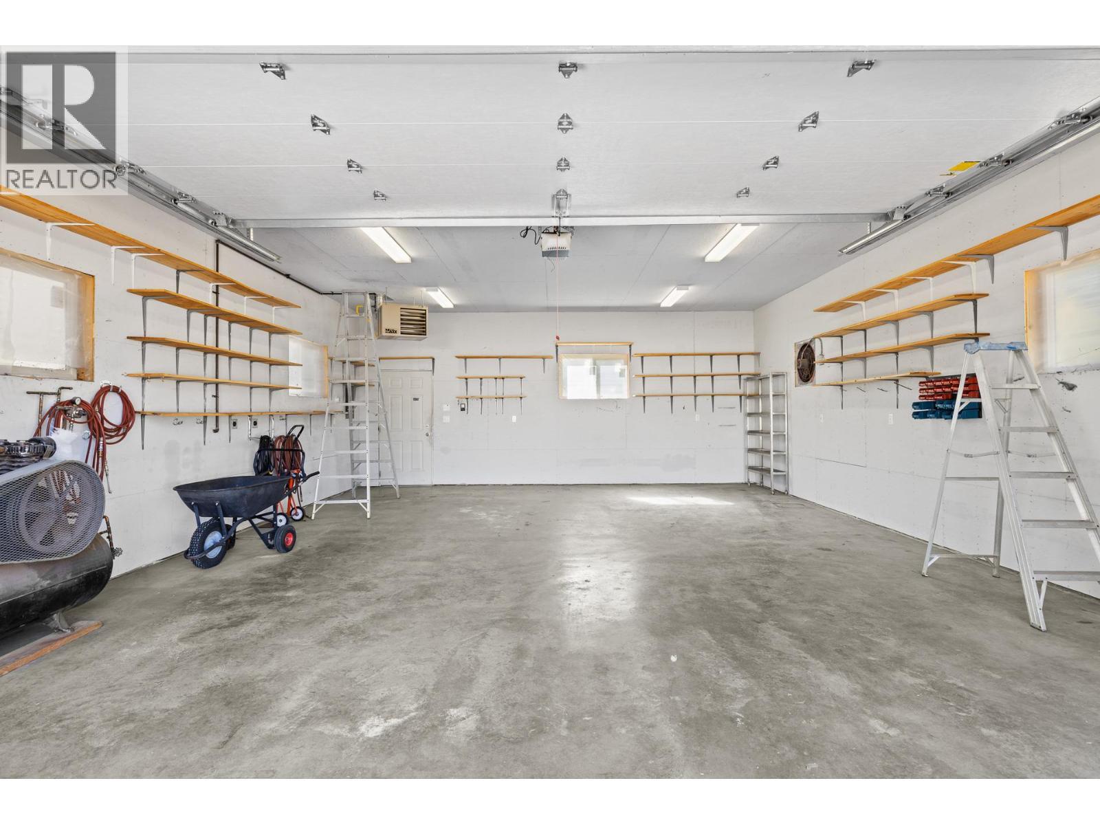 1261 Main Street, Christina Lake, BC