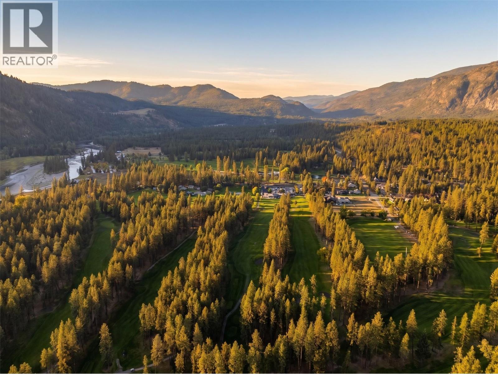 1261 Main Street, Christina Lake, BC