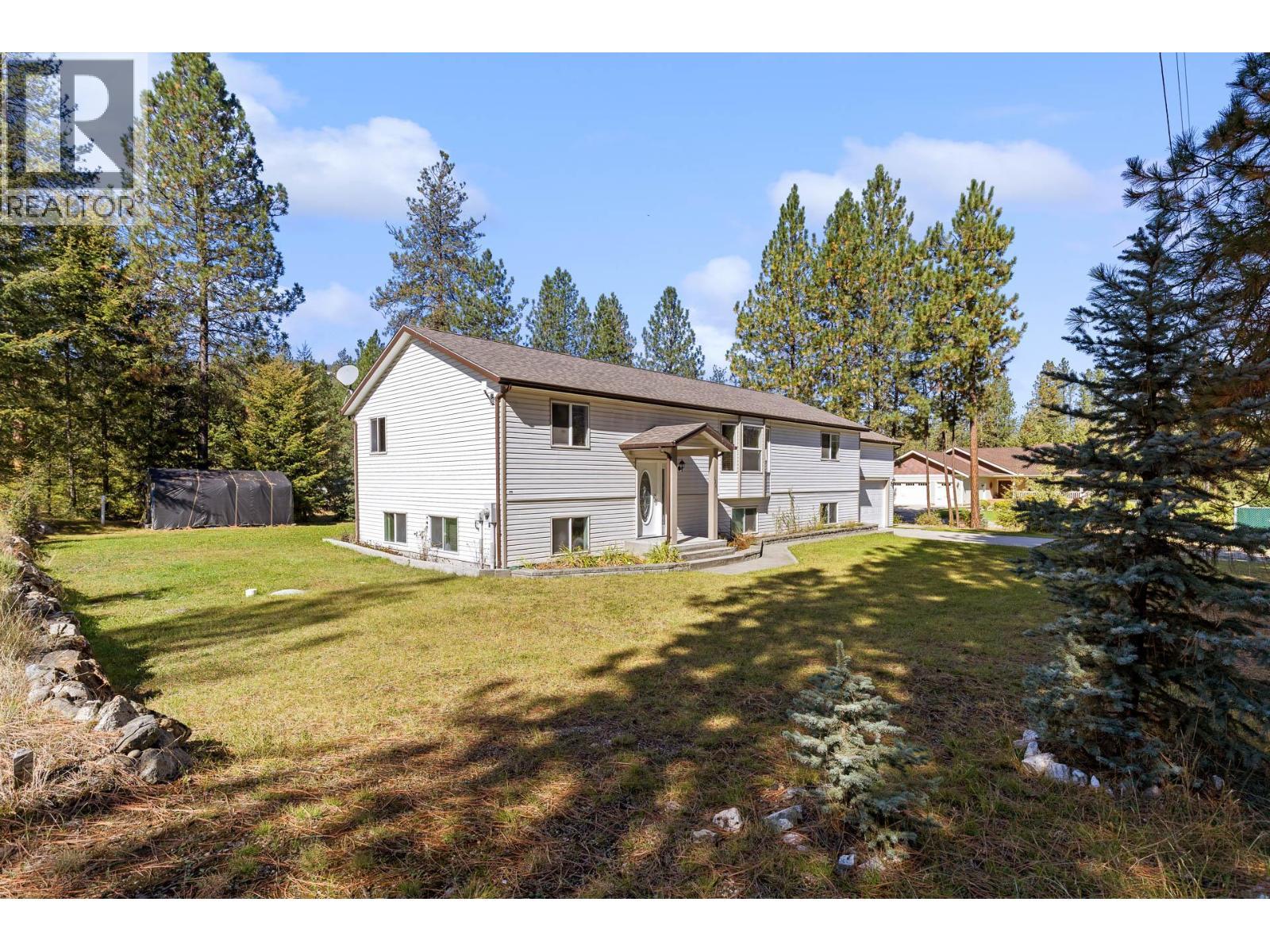 1261 Main Street, Christina Lake, BC