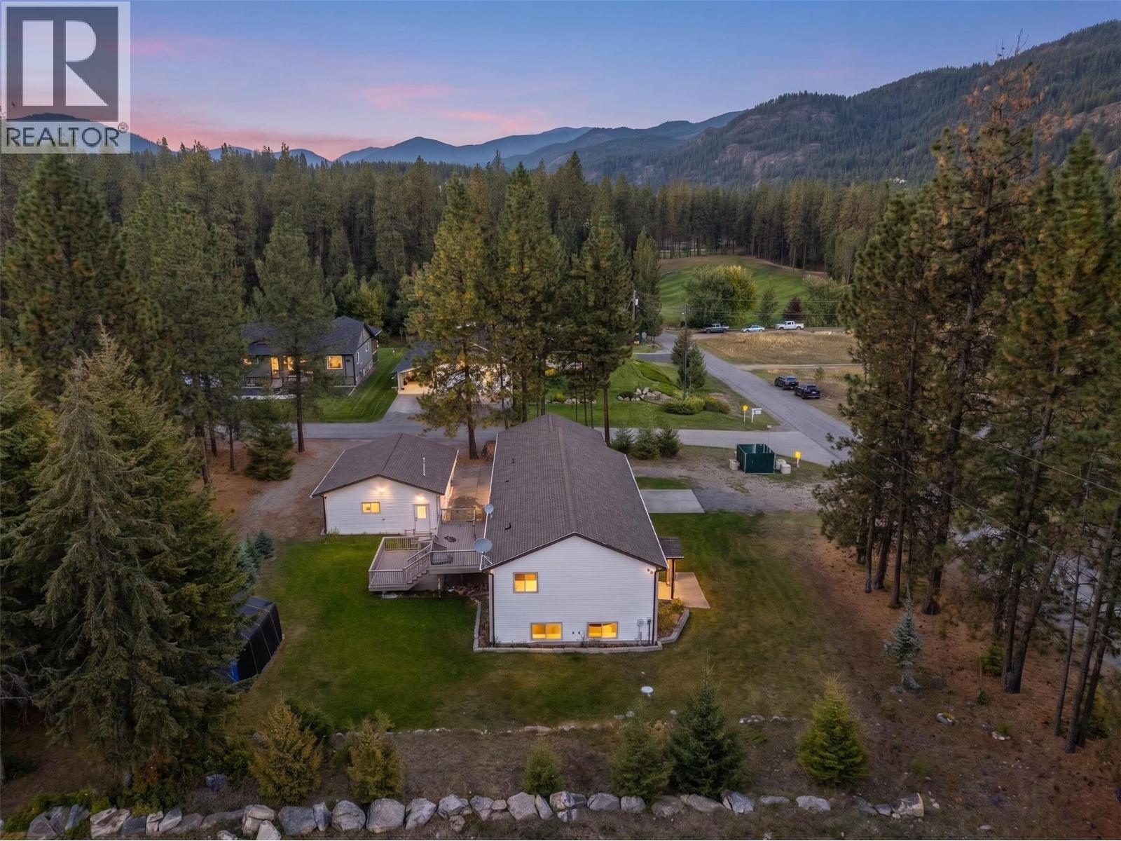 1261 Main Street, Christina Lake, BC