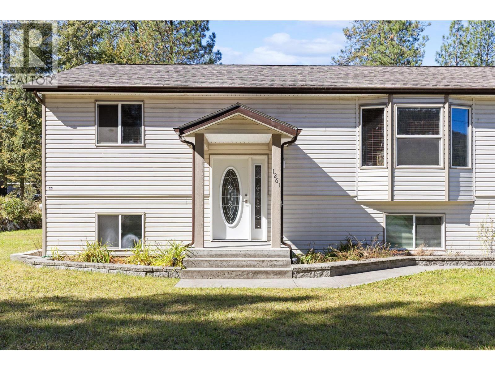 1261 Main Street, Christina Lake, BC