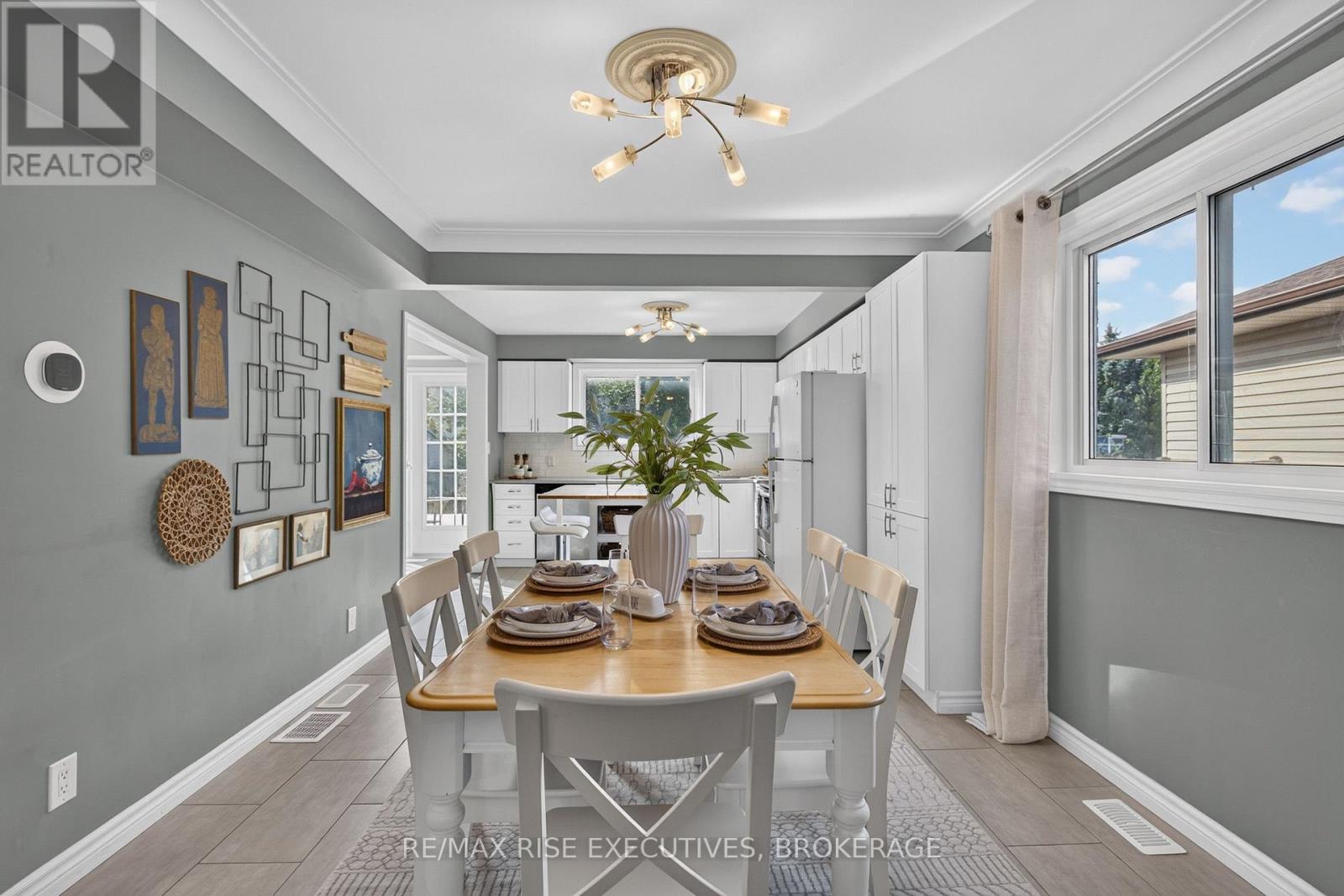 947 Prestwick Crescent, Kingston (East Gardiners Rd), ON