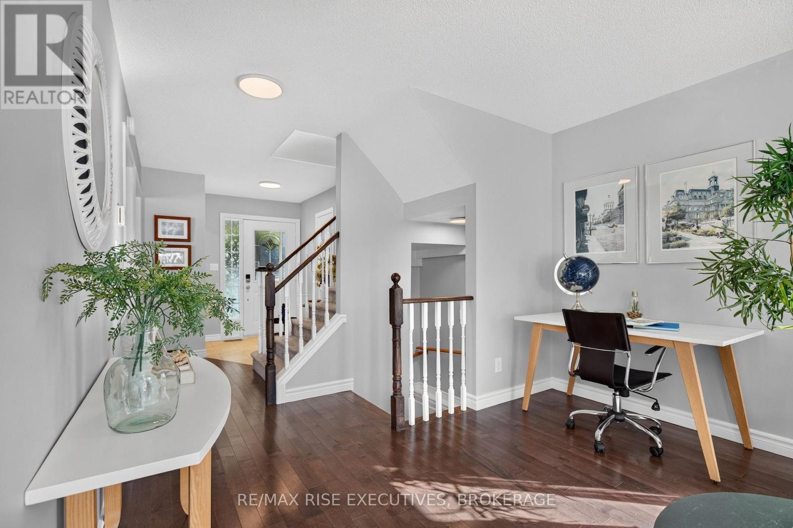 947 Prestwick Crescent, Kingston (East Gardiners Rd), ON
