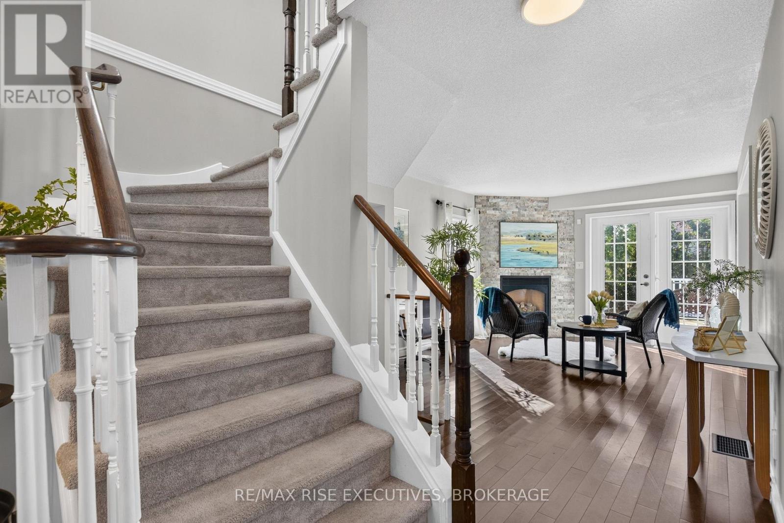 947 Prestwick Crescent, Kingston (East Gardiners Rd), ON