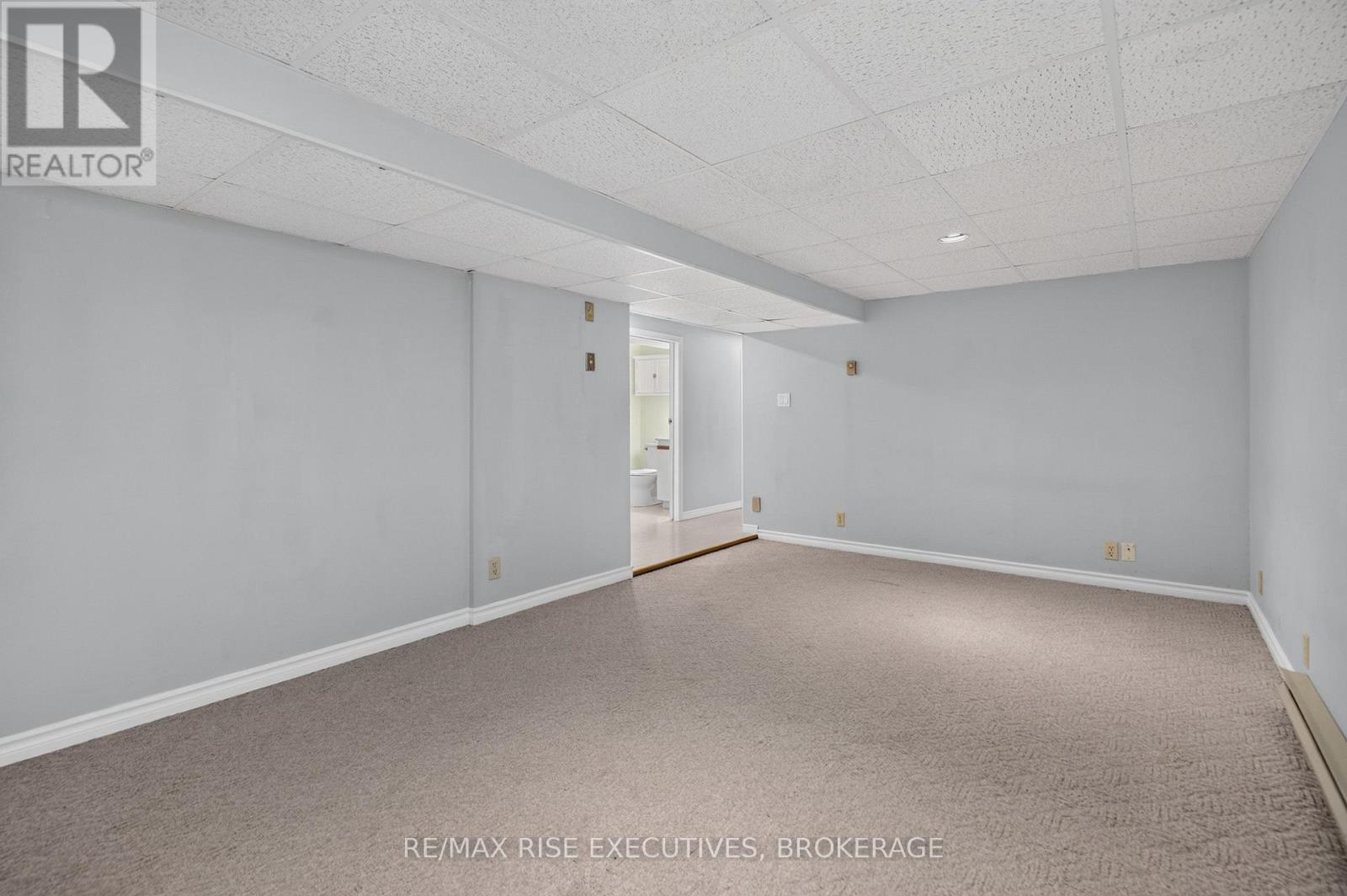 947 Prestwick Crescent, Kingston (East Gardiners Rd), ON